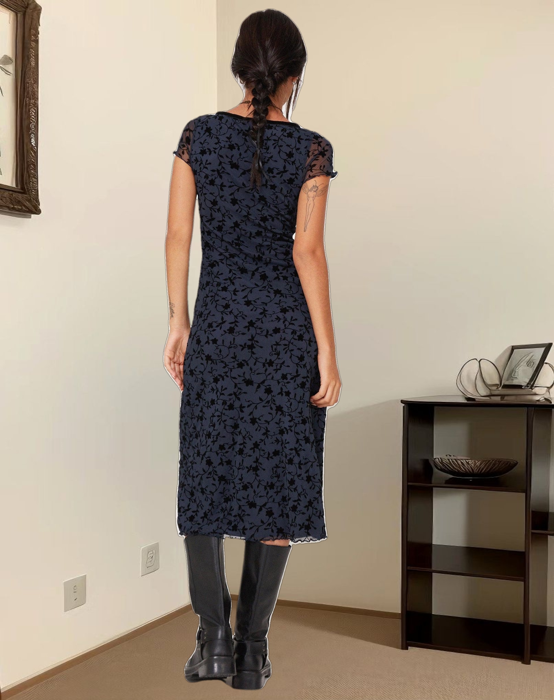 Vilinia Midi Dress in Pretty Petal Flock Black