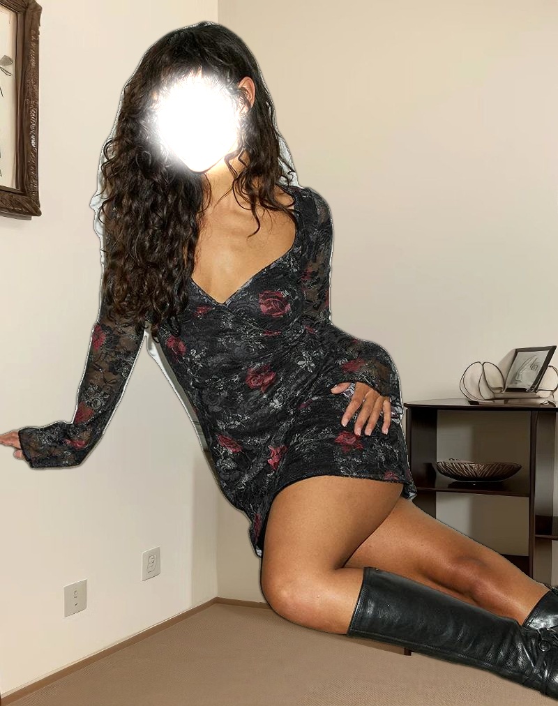 Sudra Mini Dress in Lace Midnight Bloom