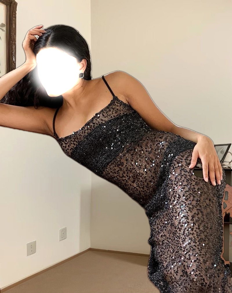 Darsih Maxi Dress in Sequin Mesh Black