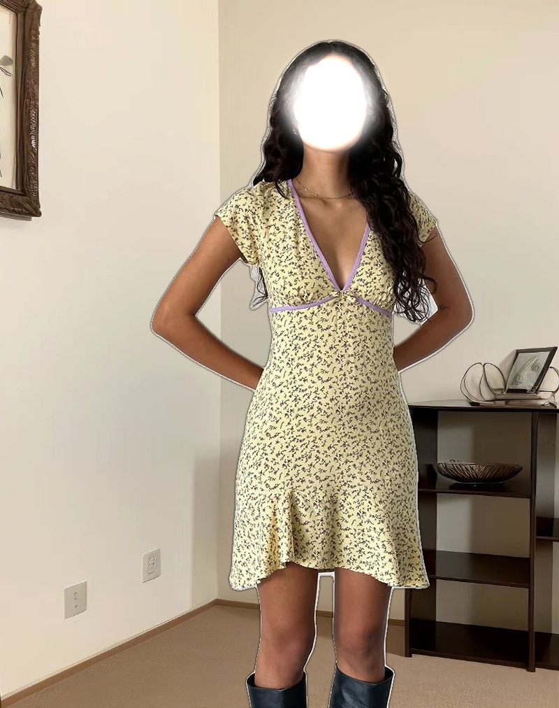 Gysele Mini Dress in Flowing Flower Yellow