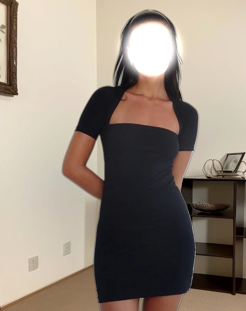 Drequa Mini Dress in Black