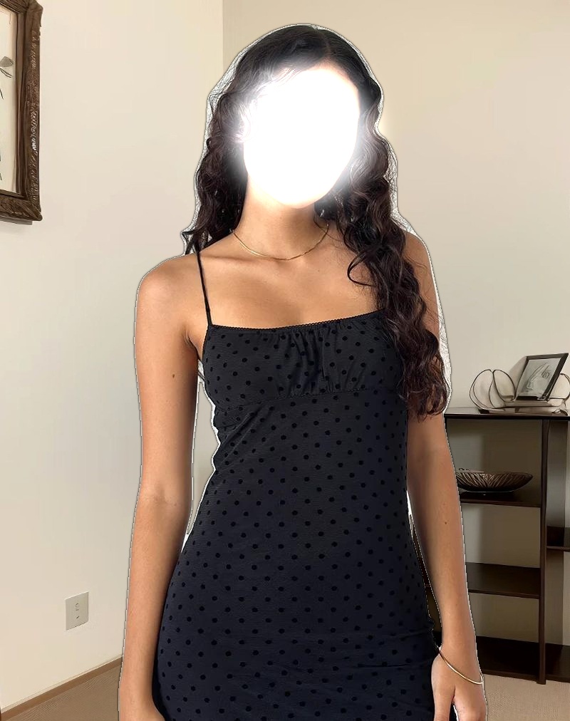 Darsih Maxi Dress in Basic Polka Black Flock