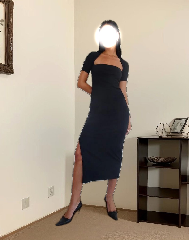 Quala Midi Dress in Black