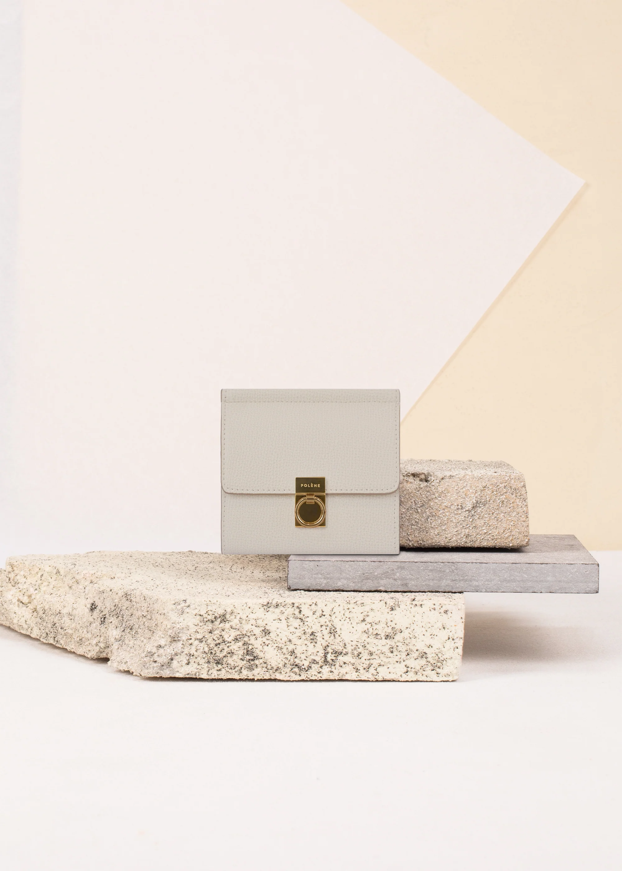 Numéro Sept Wallet - Textured Chalk