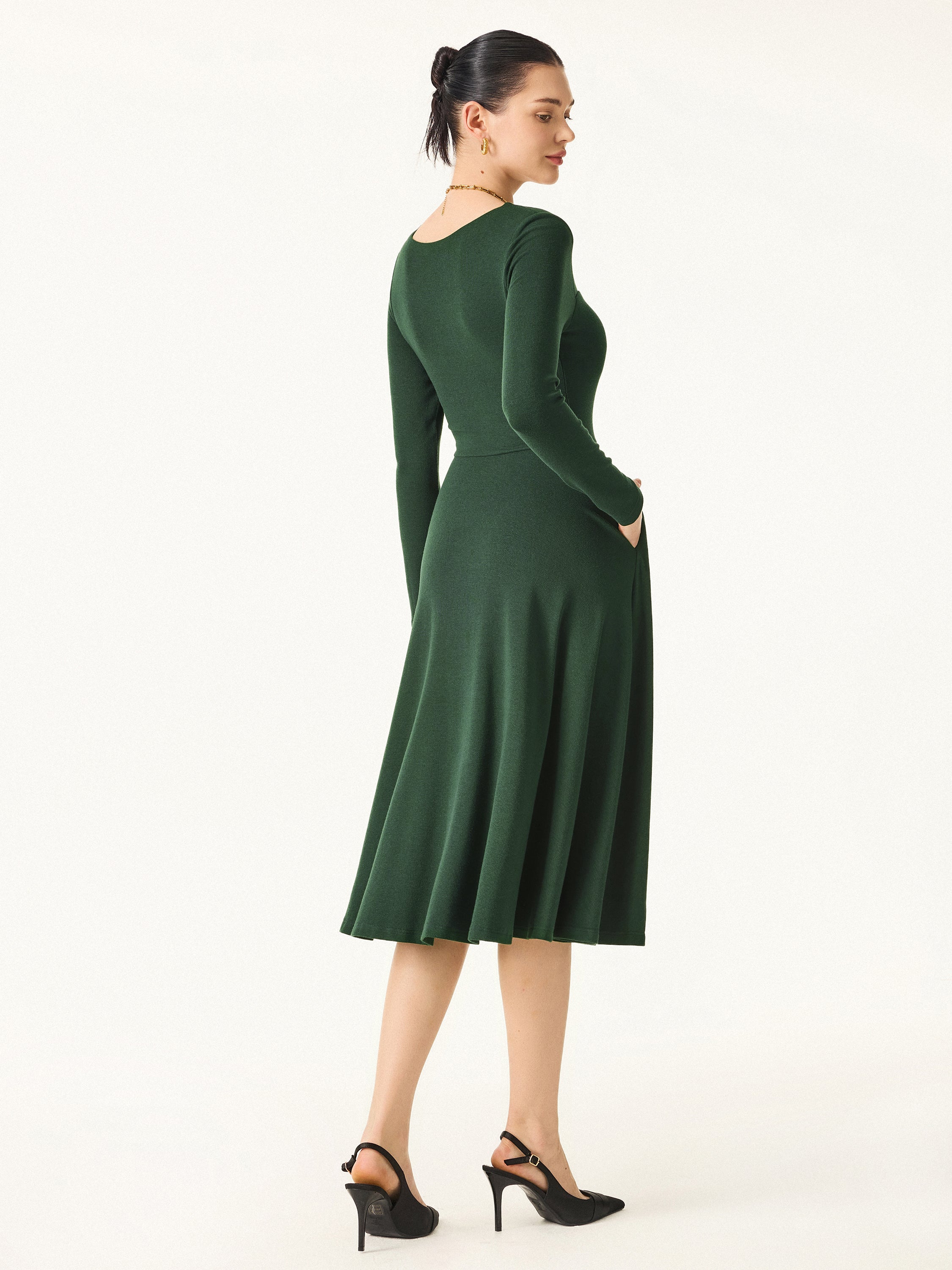 Essential Square Neck Long Sleeve Fit-and-Flare Brami Midi Dress with Pockets