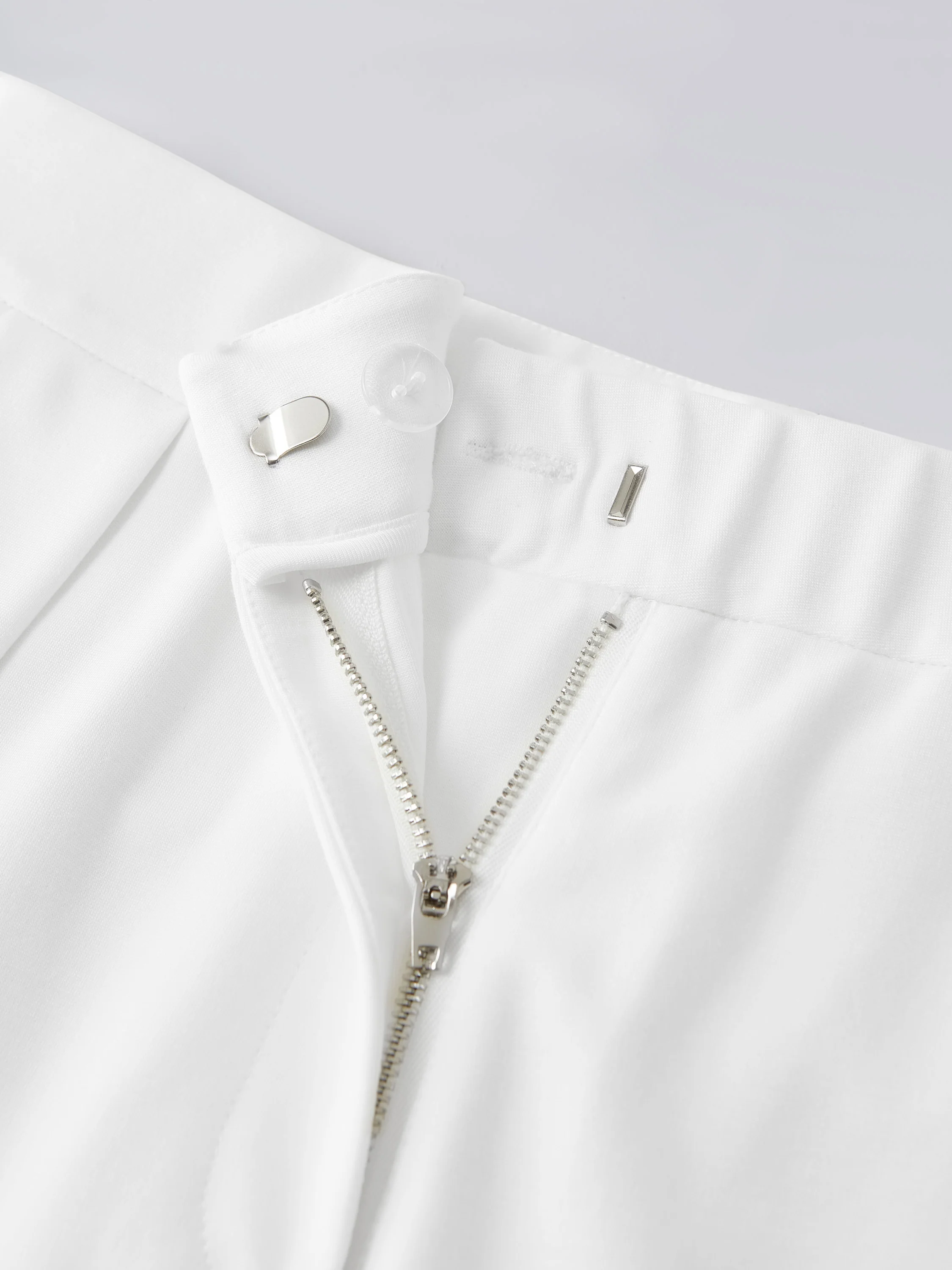 2Pcs Set Criss Cross Off Shoulder Brami & Mid Rise Pleated Trouser with Pockets