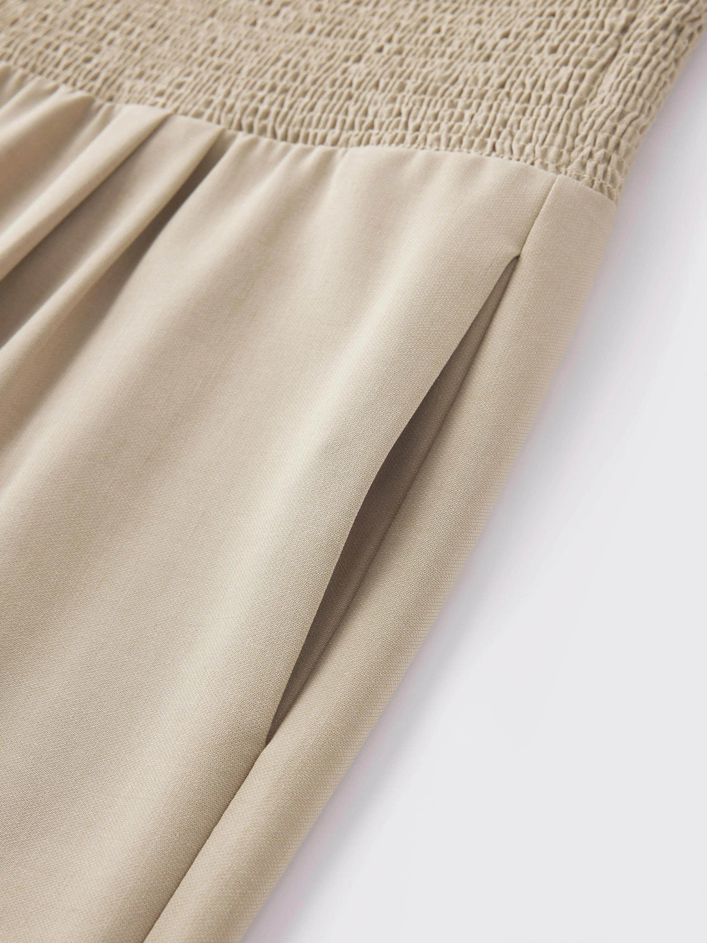 Wrinkle-resistant Tencel Linen Mid-rise Smocked Wide-leg Pant with Pockets