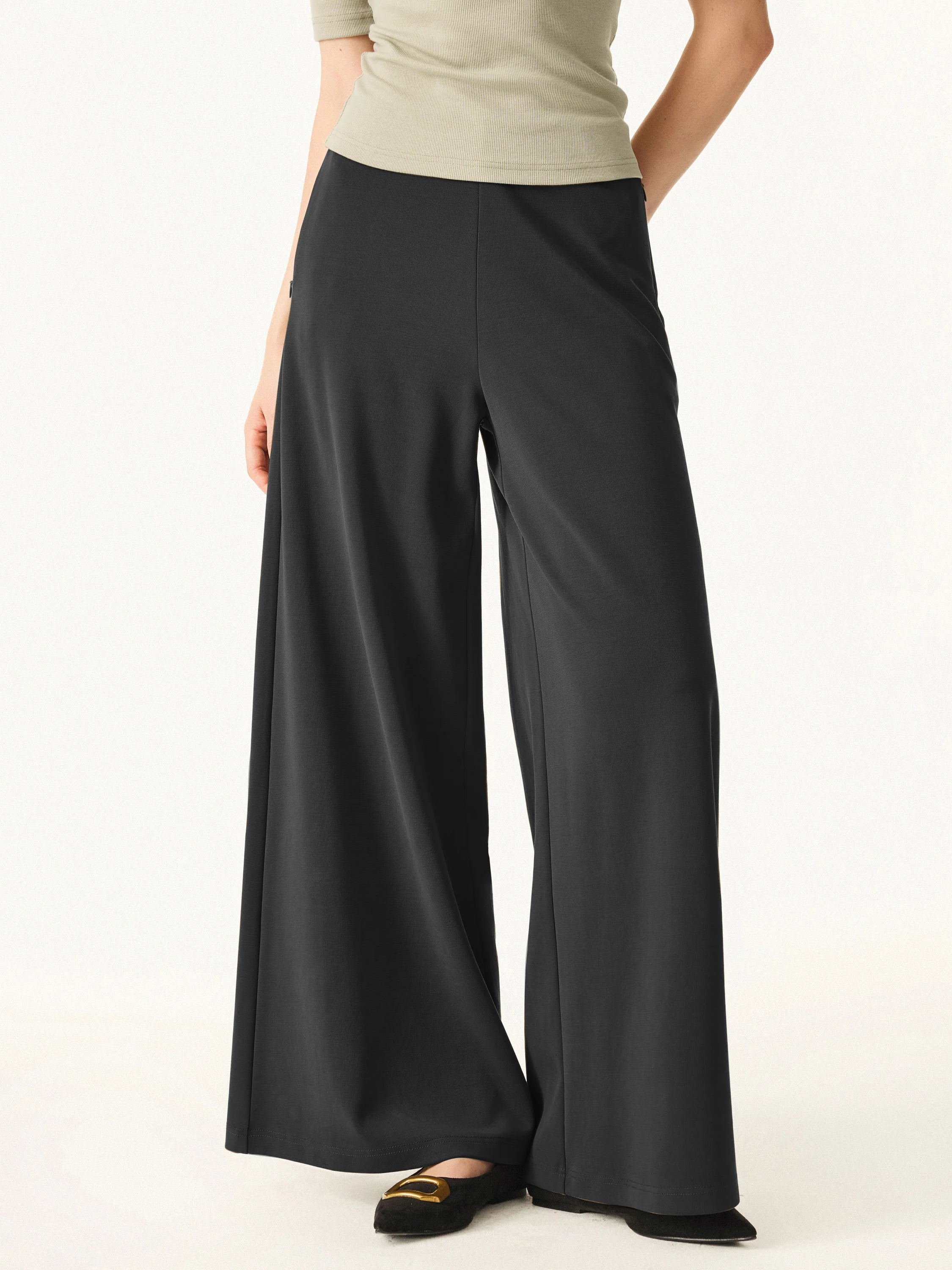 Wrinkle-Resistant Mid Rise Wide Leg Pull-on Pants with Pockets