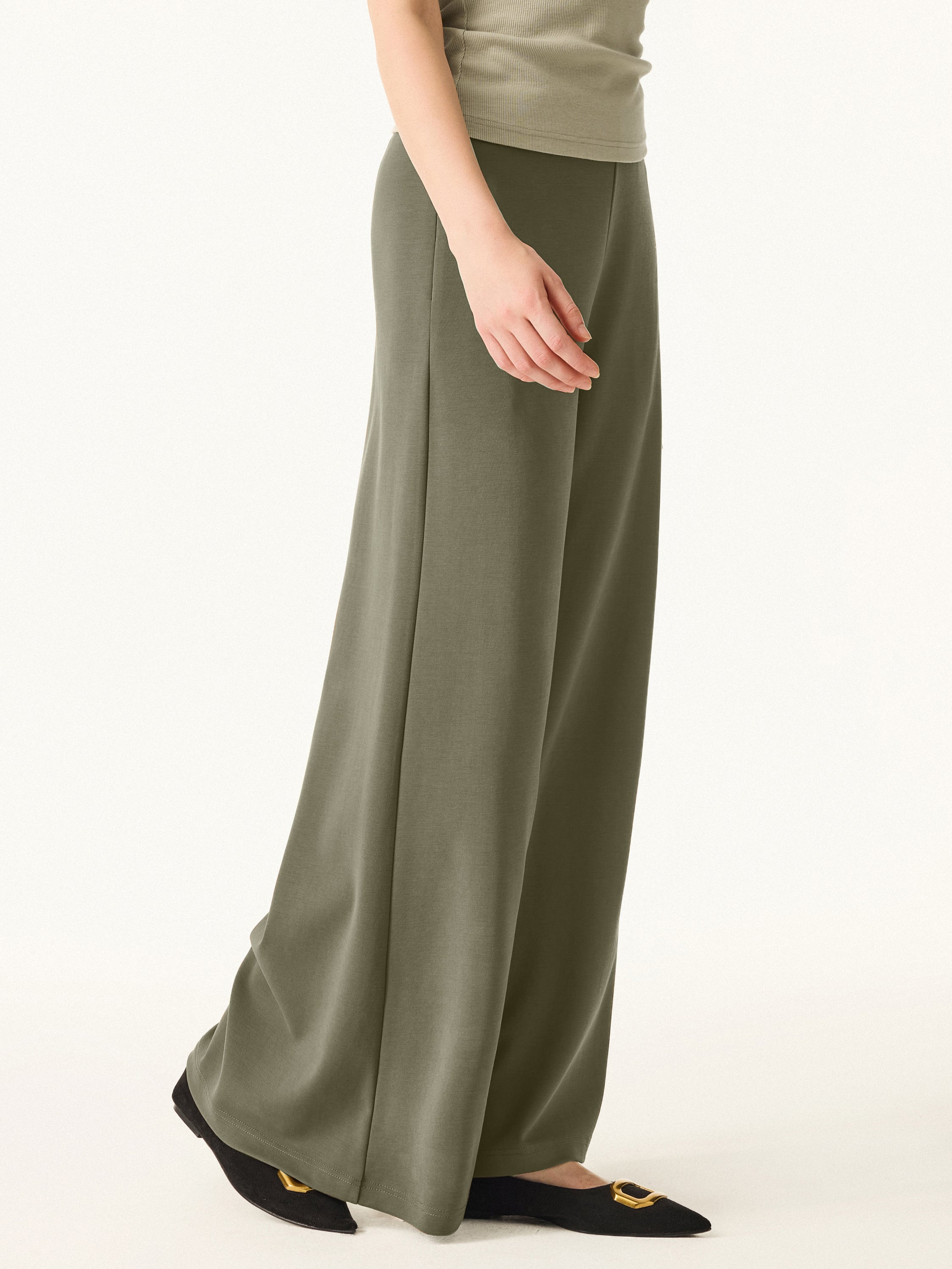 Wrinkle-Resistant Mid Rise Wide Leg Pull-on Pants with Pockets