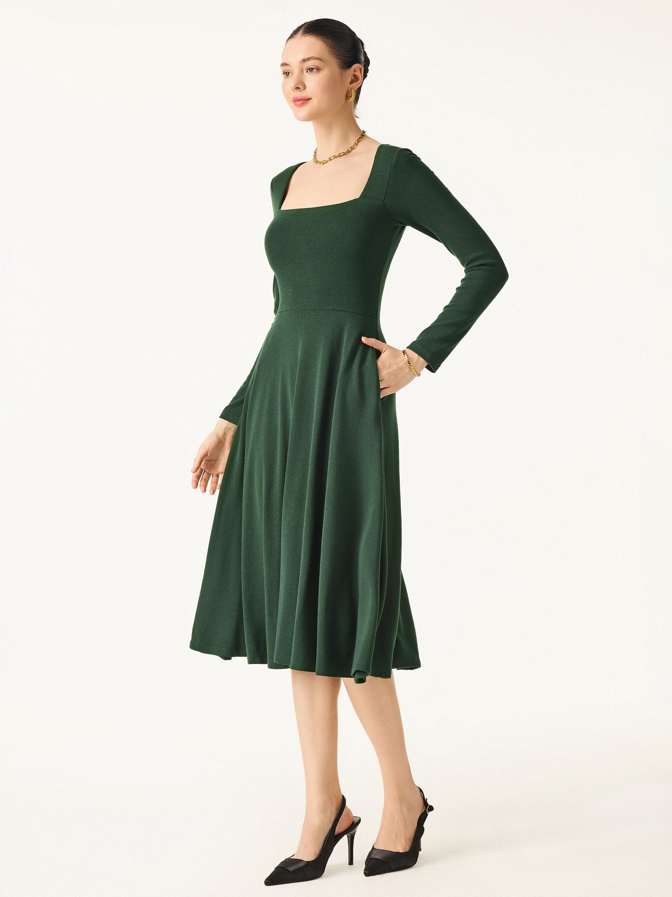 Essential Square Neck Long Sleeve Fit-and-Flare Brami Midi Dress with Pockets