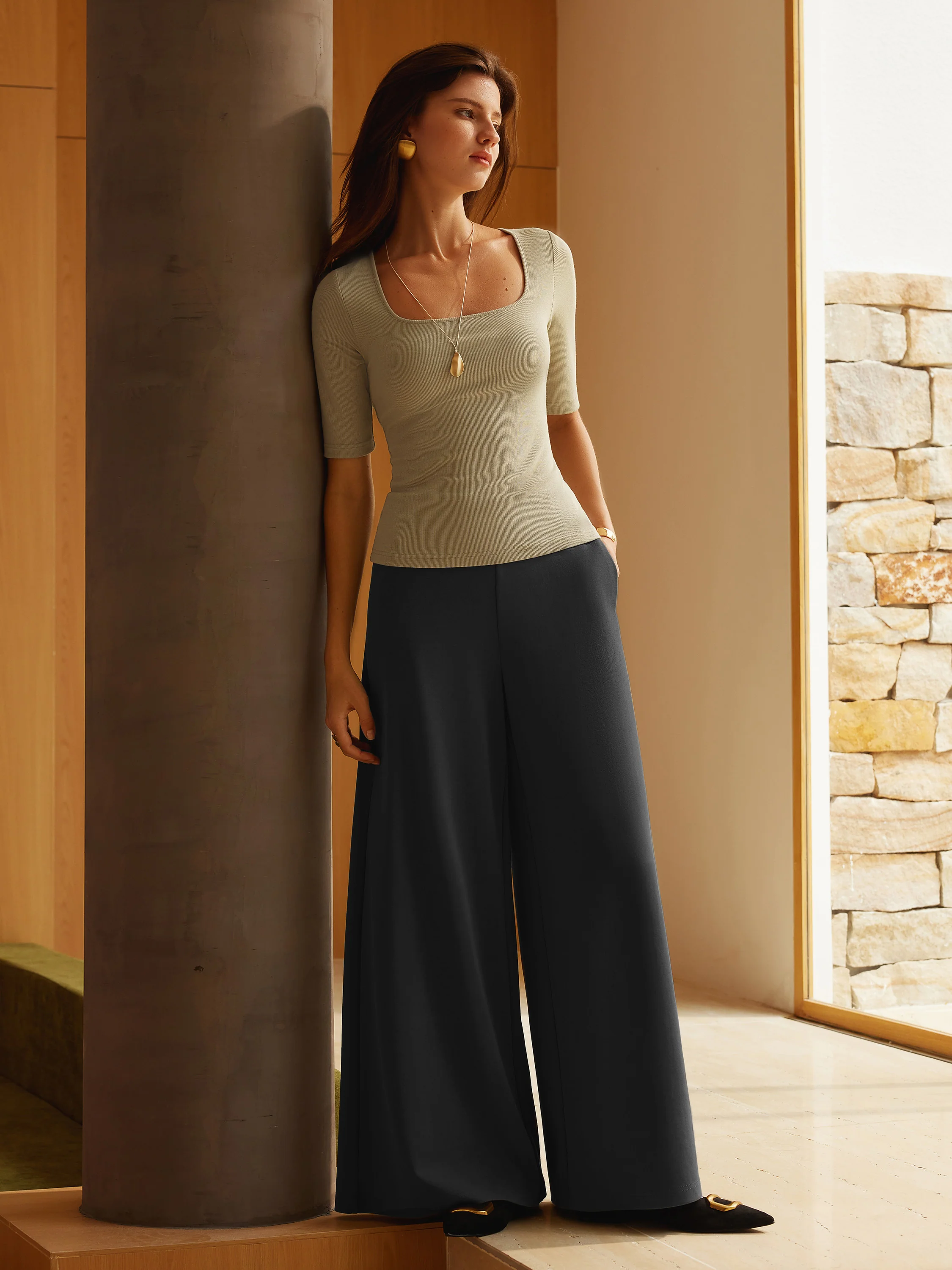 Wrinkle-Resistant Mid Rise Wide Leg Pull-on Pants with Pockets