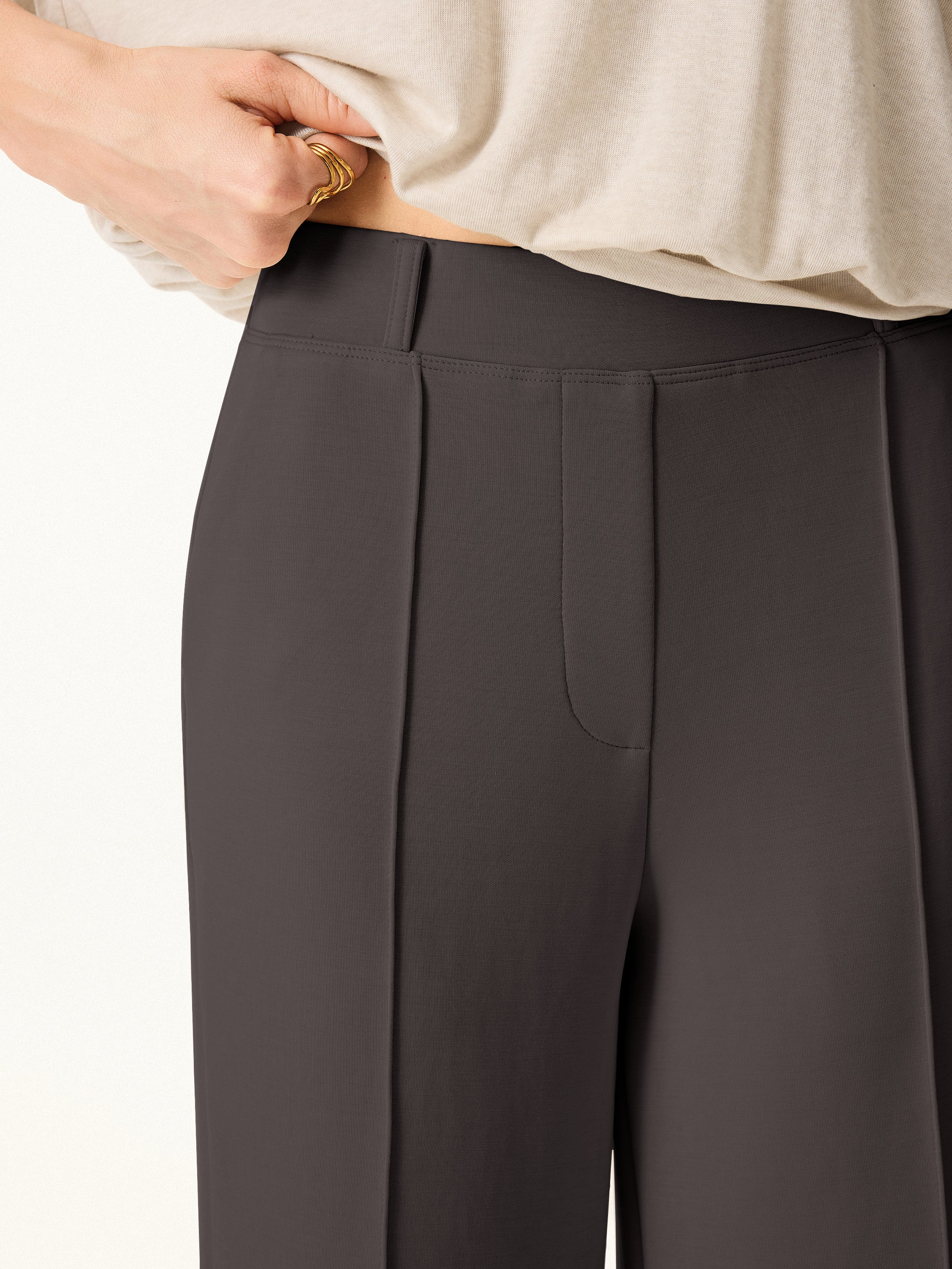 Wrinkle-Resistant Mid Rise Straight Leg Pants with Pockets