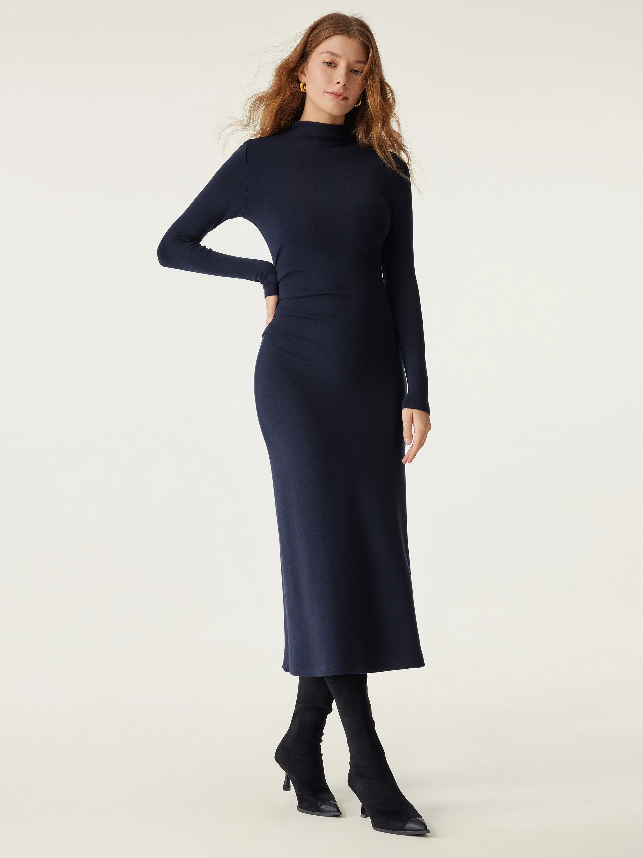 Heat Long Sleeves Mock - neck Tucked Midi Dress