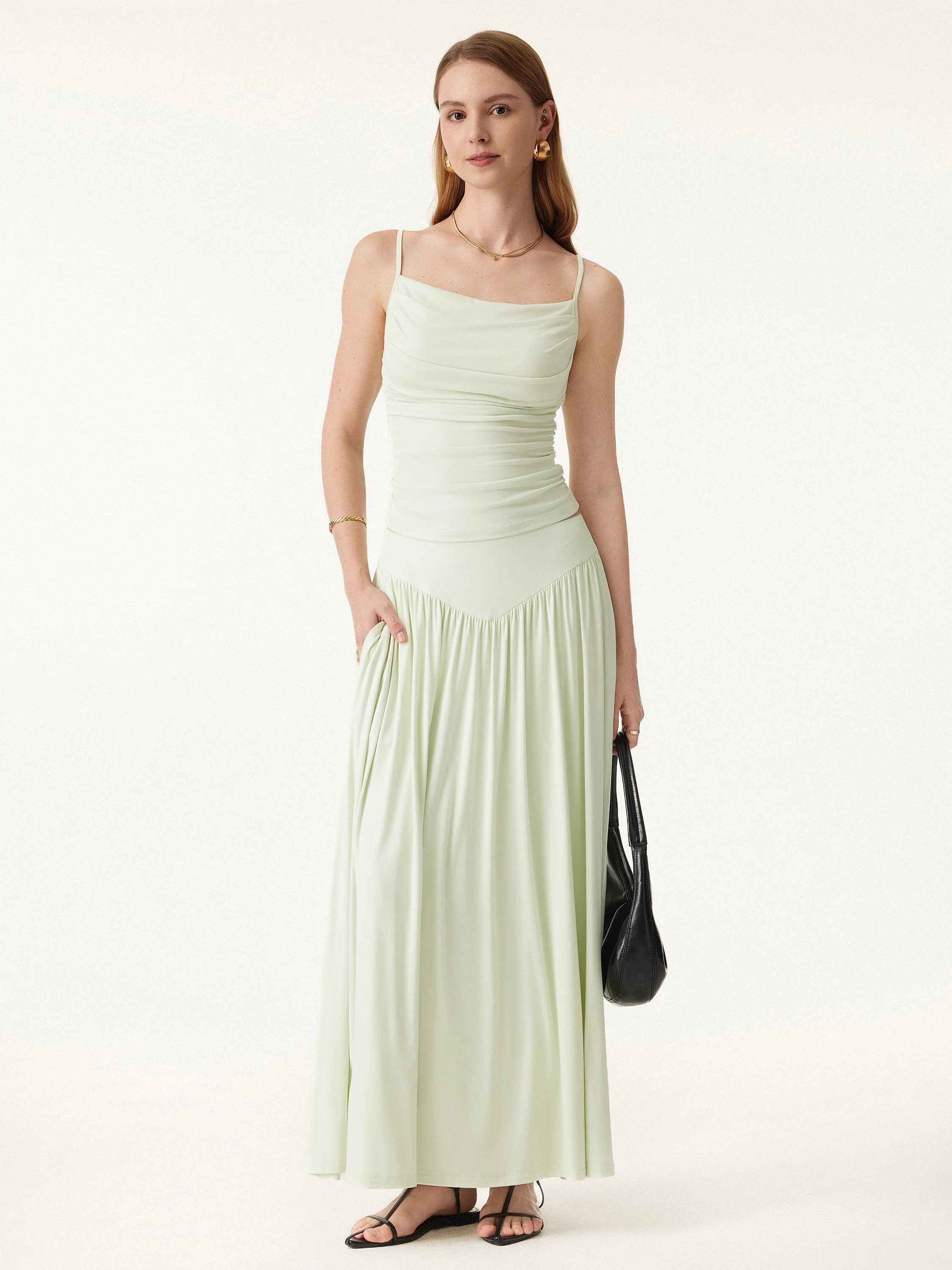 Ultrasoft V-shape Waist Gathred Maxi Circle Skirt with Pockets