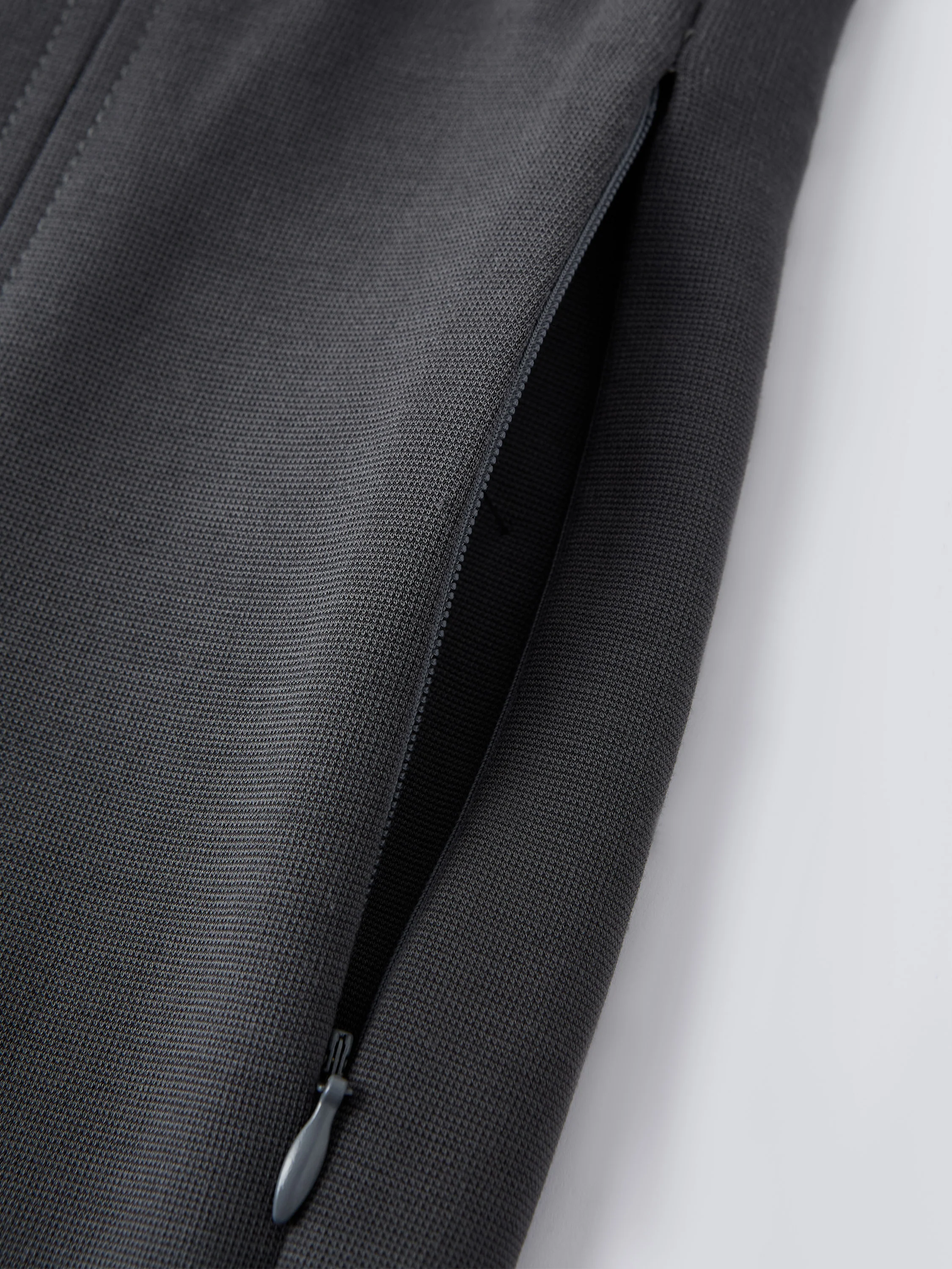 Sandwashed Mid-Rise Slim Straight Pull-On Trousers with Pockets