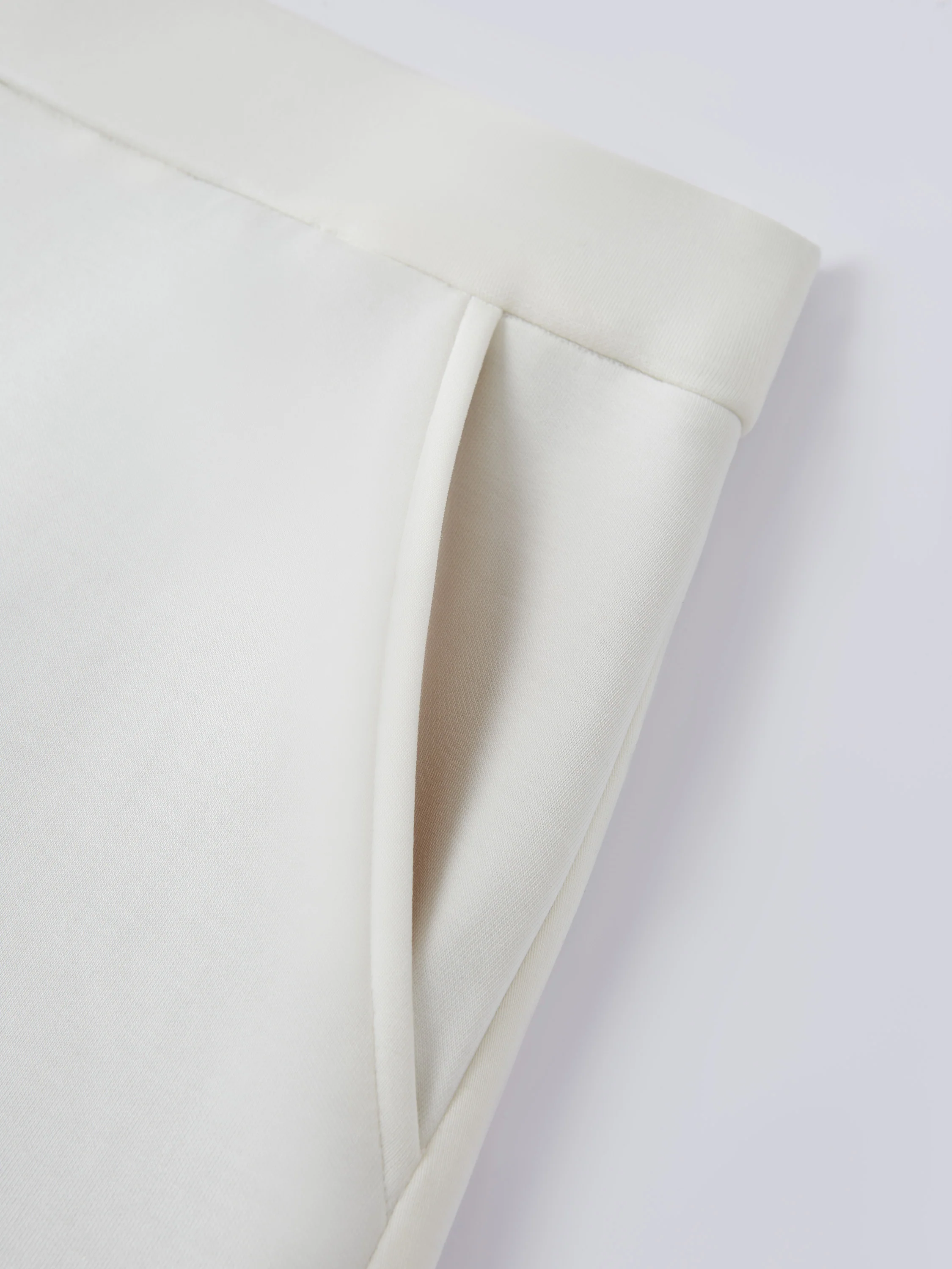 Modal Spacer Pull-on A-Line Midi Skirt with Pockets