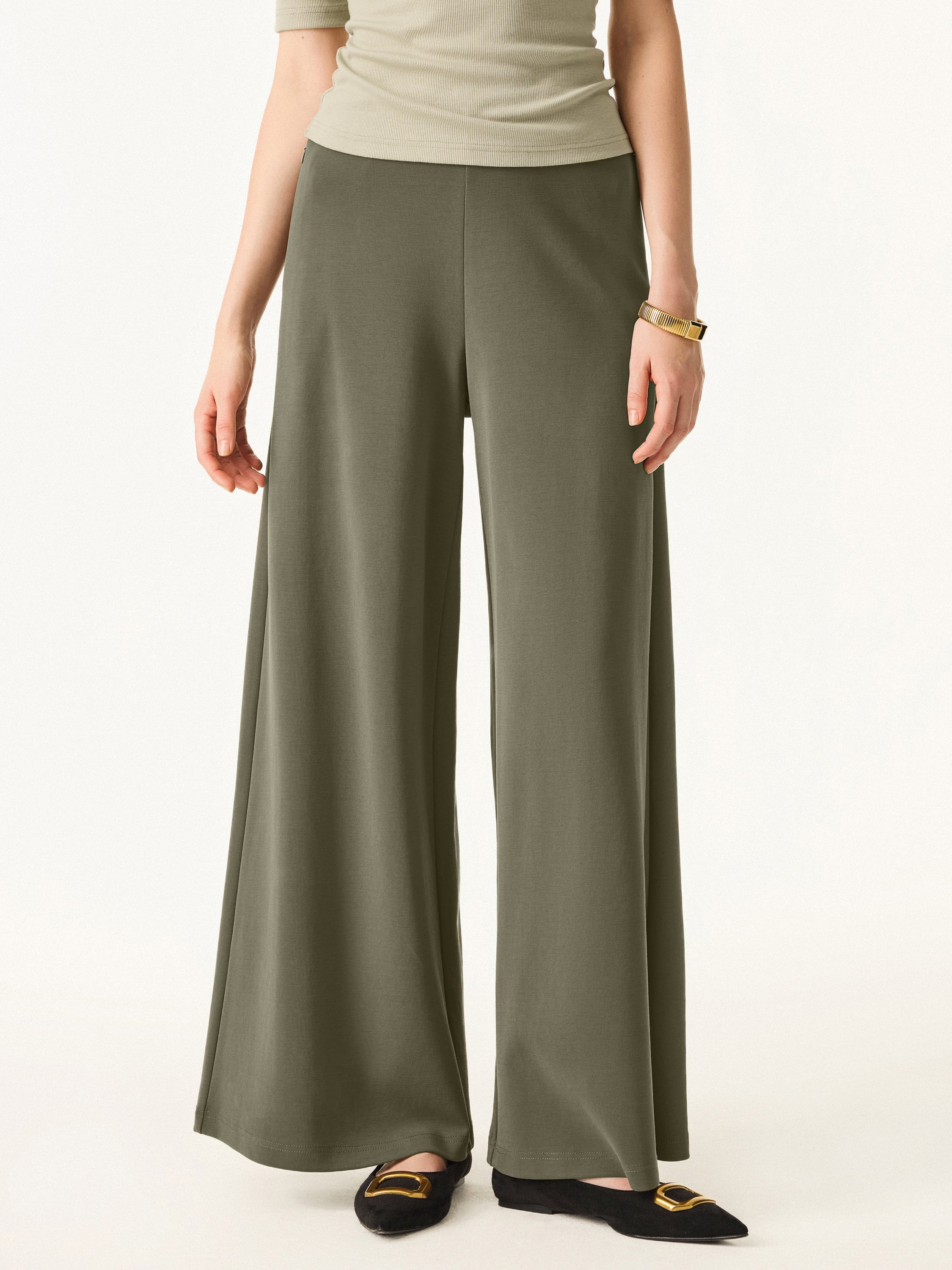 Wrinkle-Resistant Mid Rise Wide Leg Pull-on Pants with Pockets