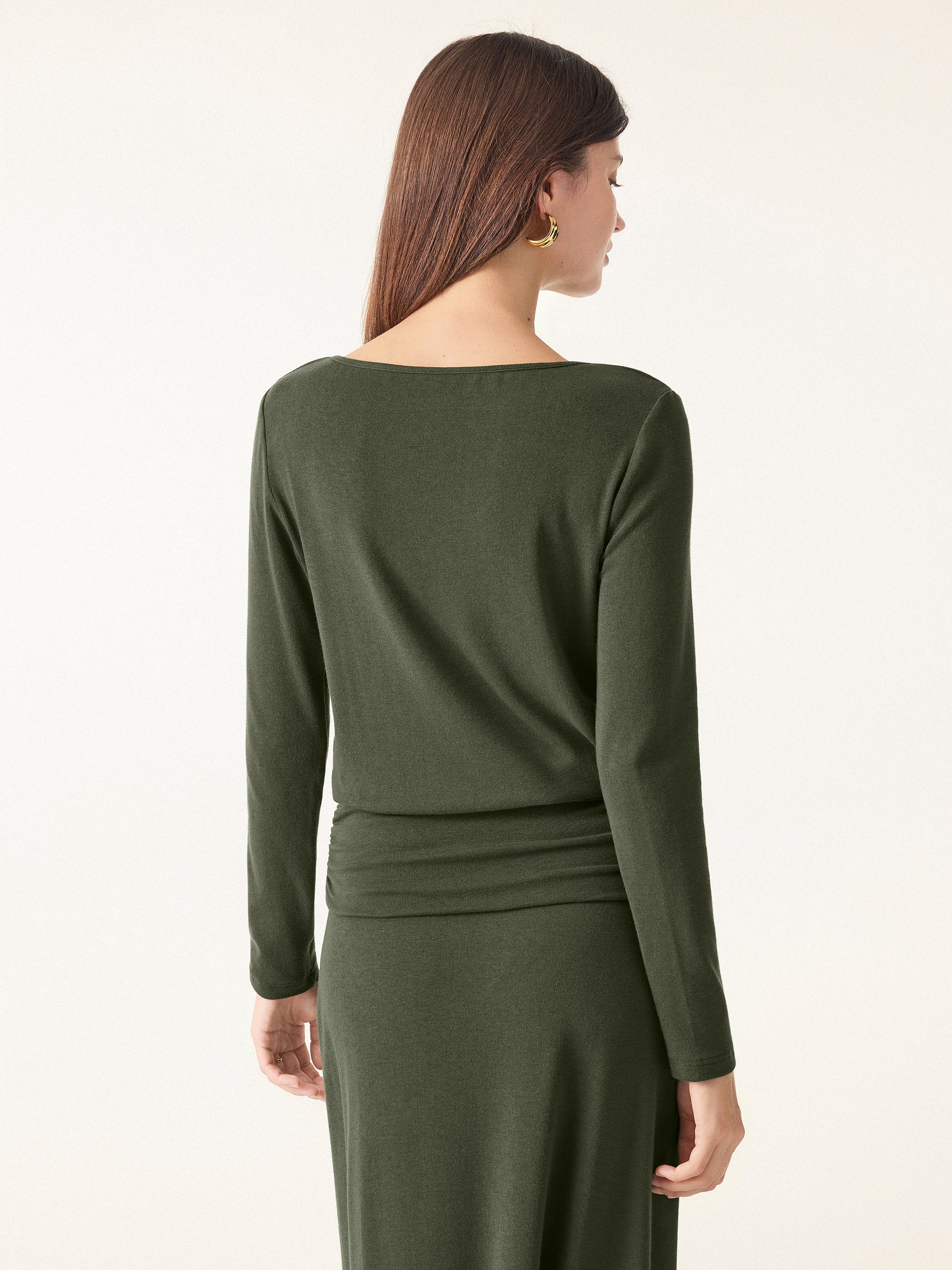 2Pcs Set Light Warm Round Neck Side Ruched Top & Pull-on Circle Flared Maxi Skirt