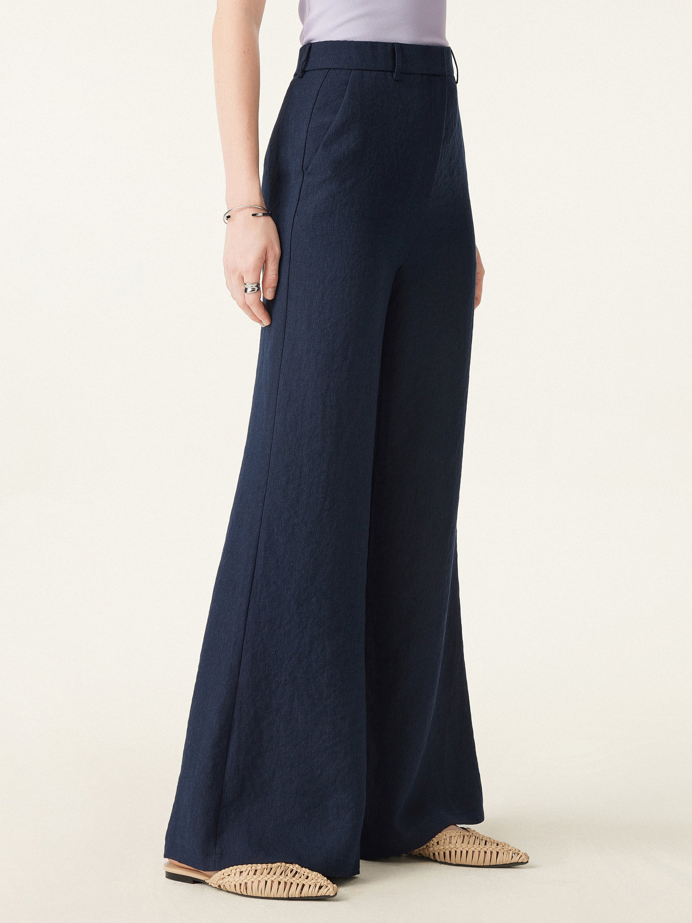 Linen Mid Rise Flared Pant with Pockets