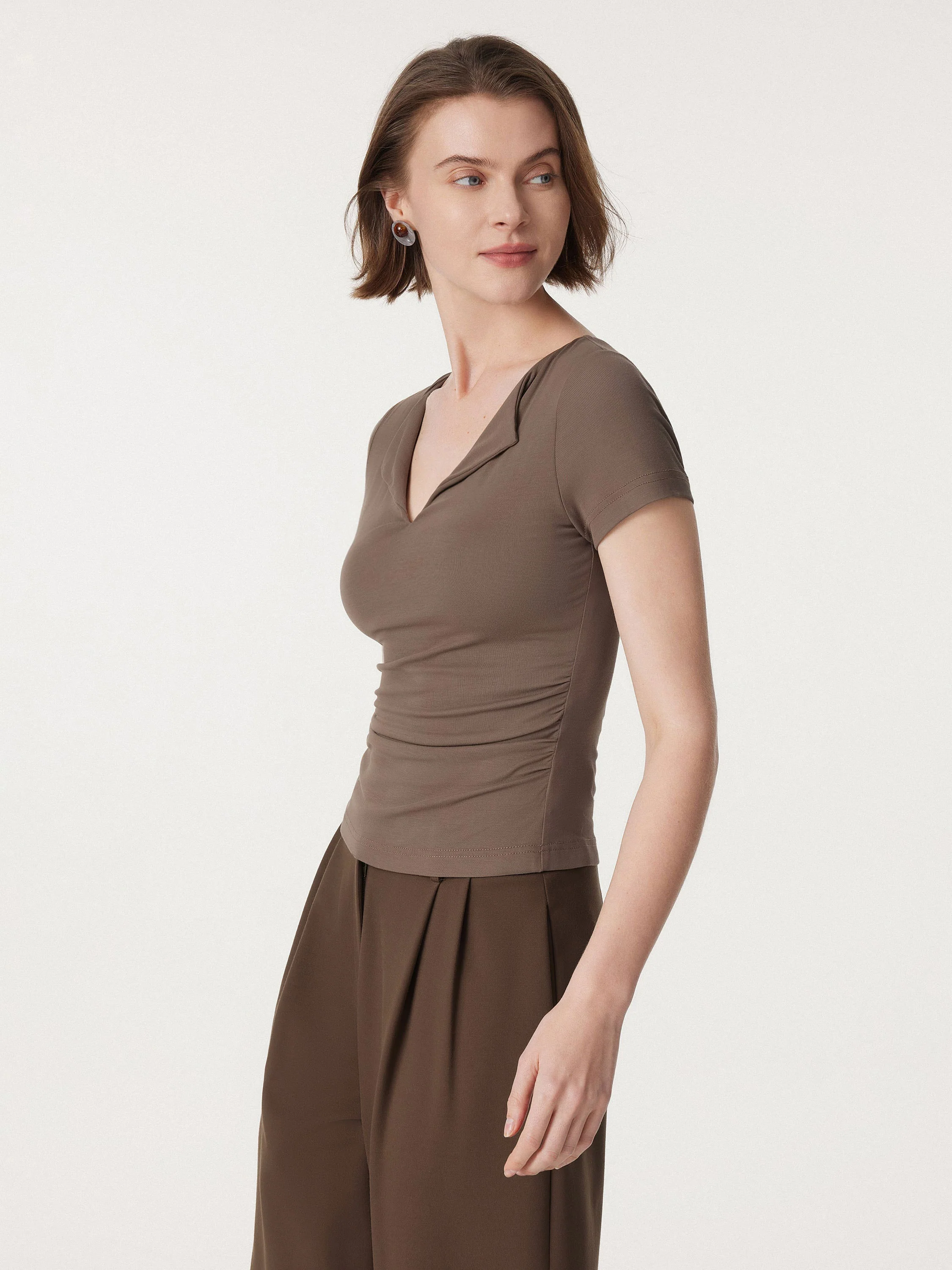 Flapped V-neck Side Ruched New Airy Brami Tee