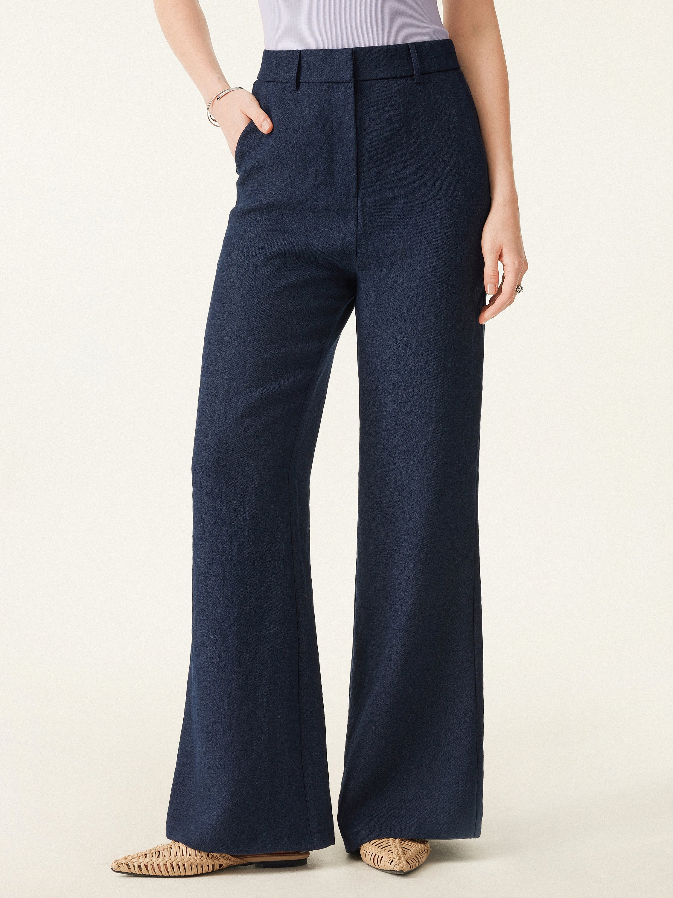 Linen Mid Rise Flared Pant with Pockets