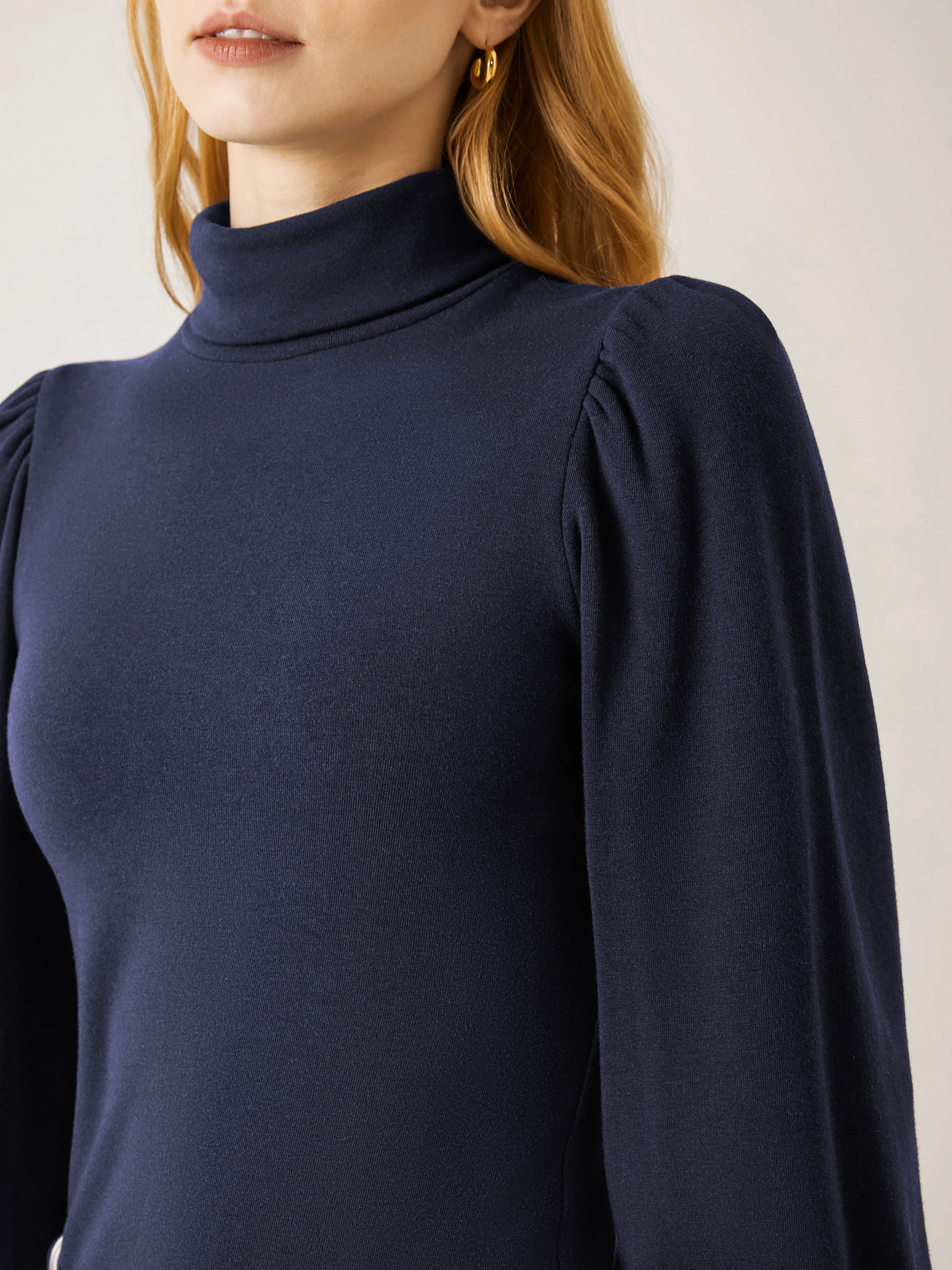 Turtleneck Puffed Sleeve Top