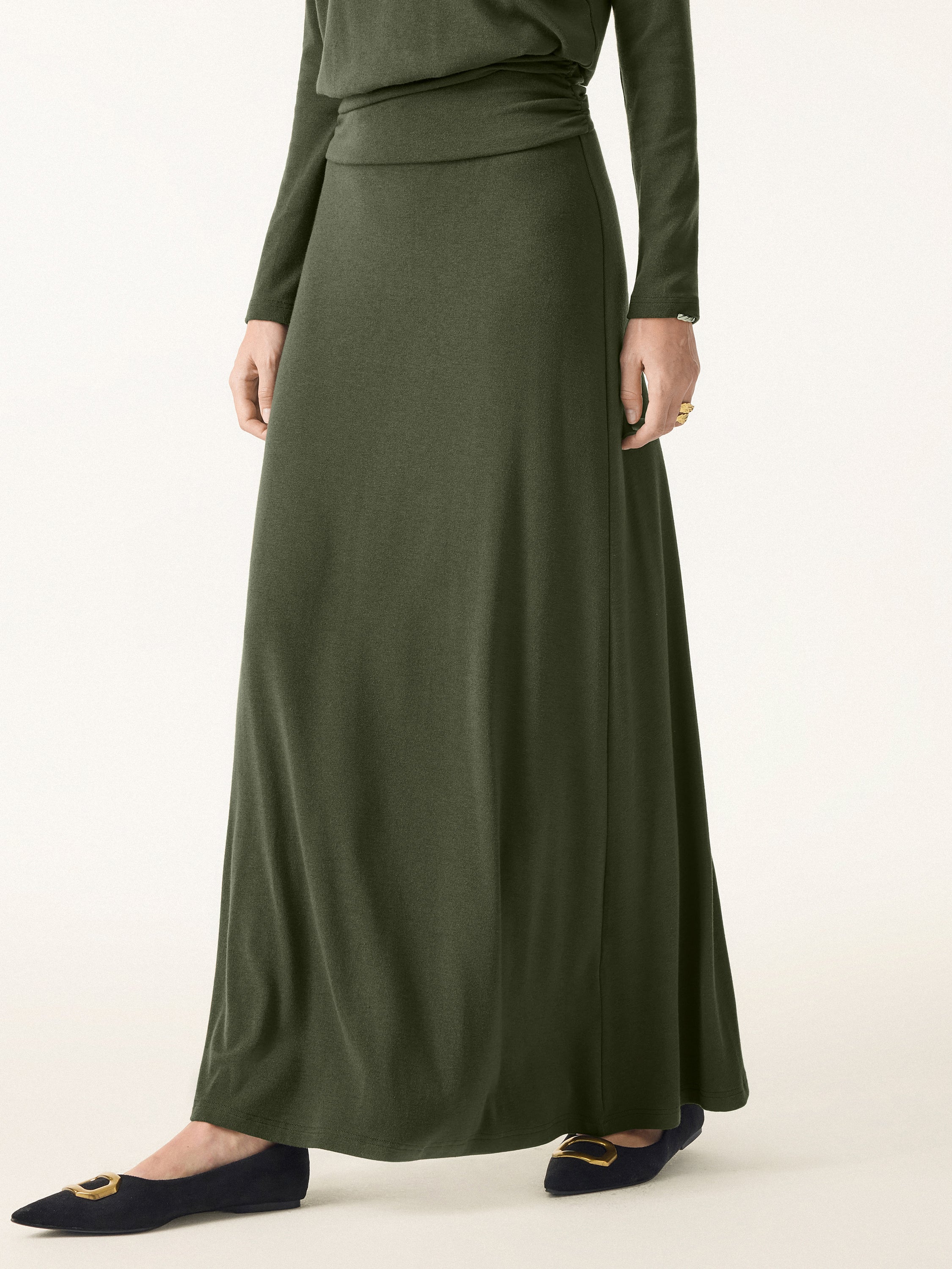 Light Warm Pull-on Circle Flared Maxi Skirt
