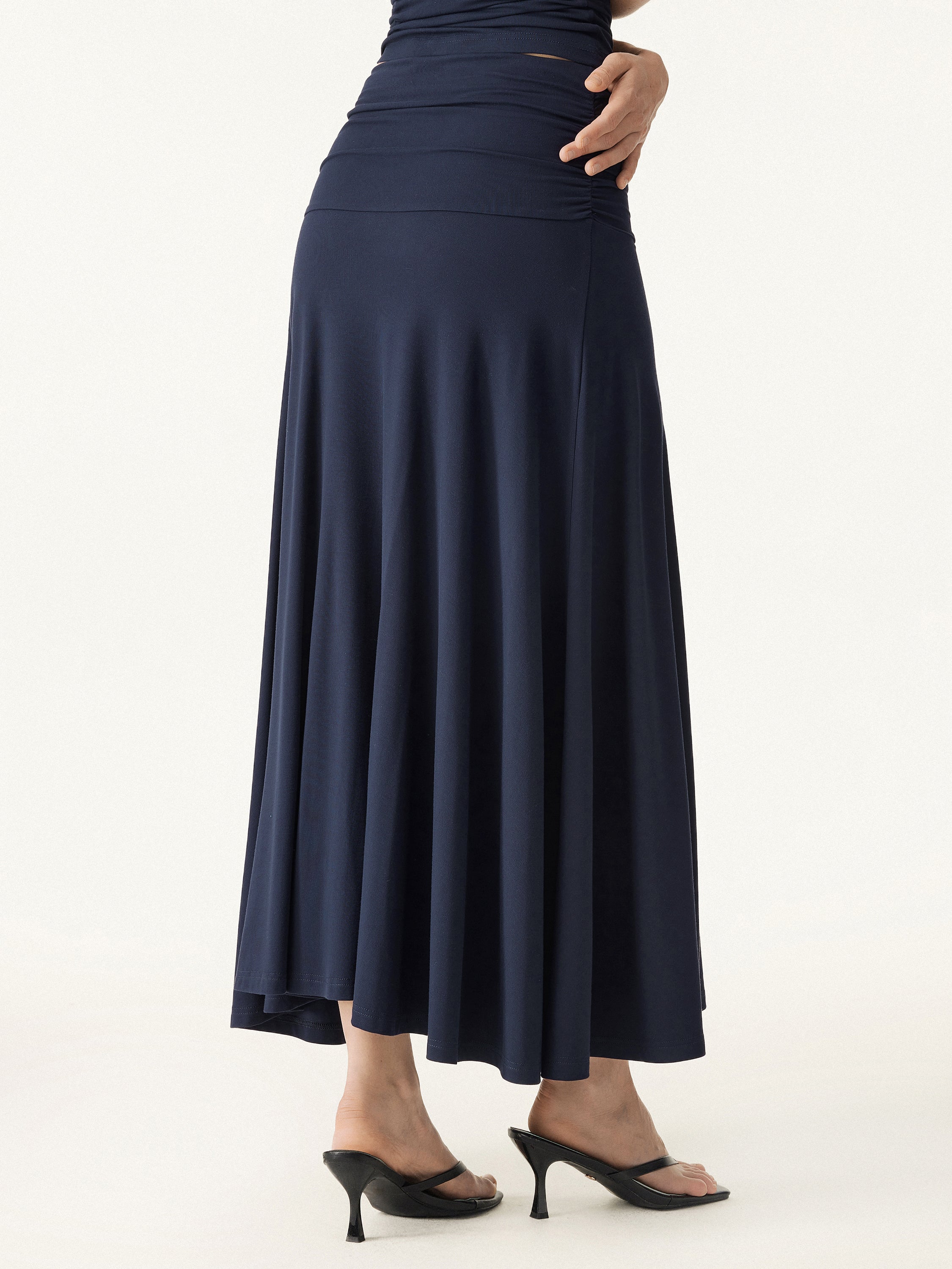 Super Soft Mid Rise A-line Ruched Maxi Skirt