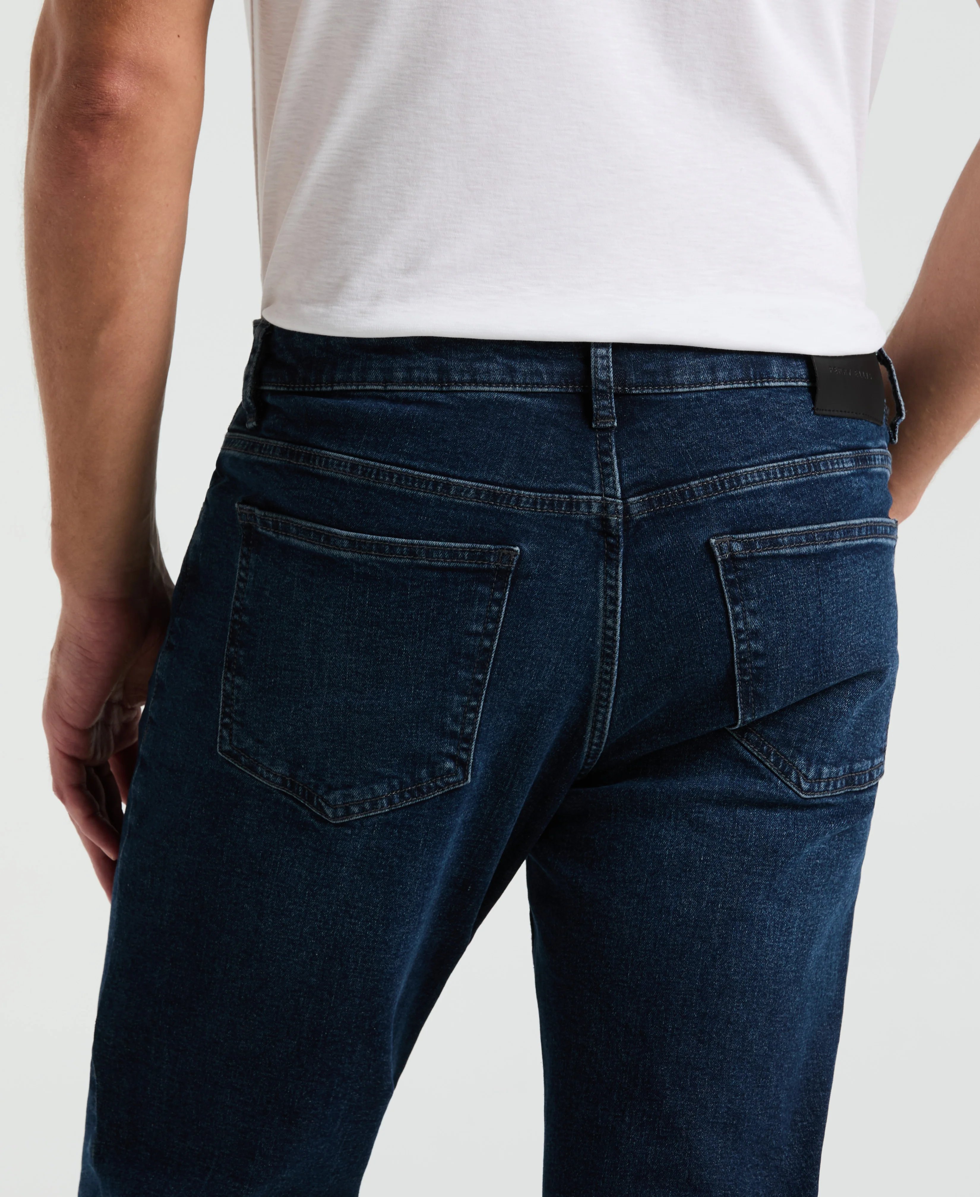 Slim Fit Dark Wash Indigo 5-Pocket Denim Jeans