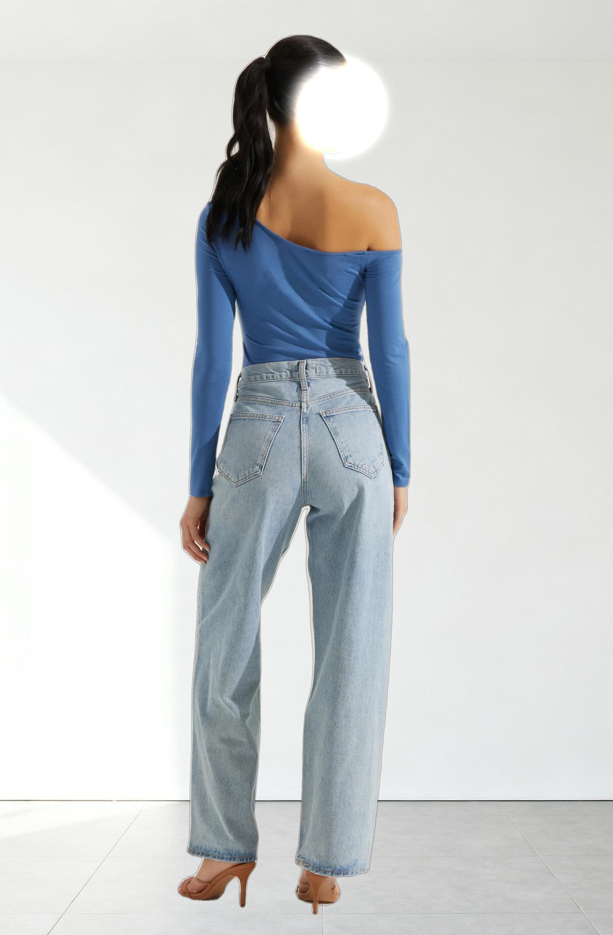 Kora Twist Front Top