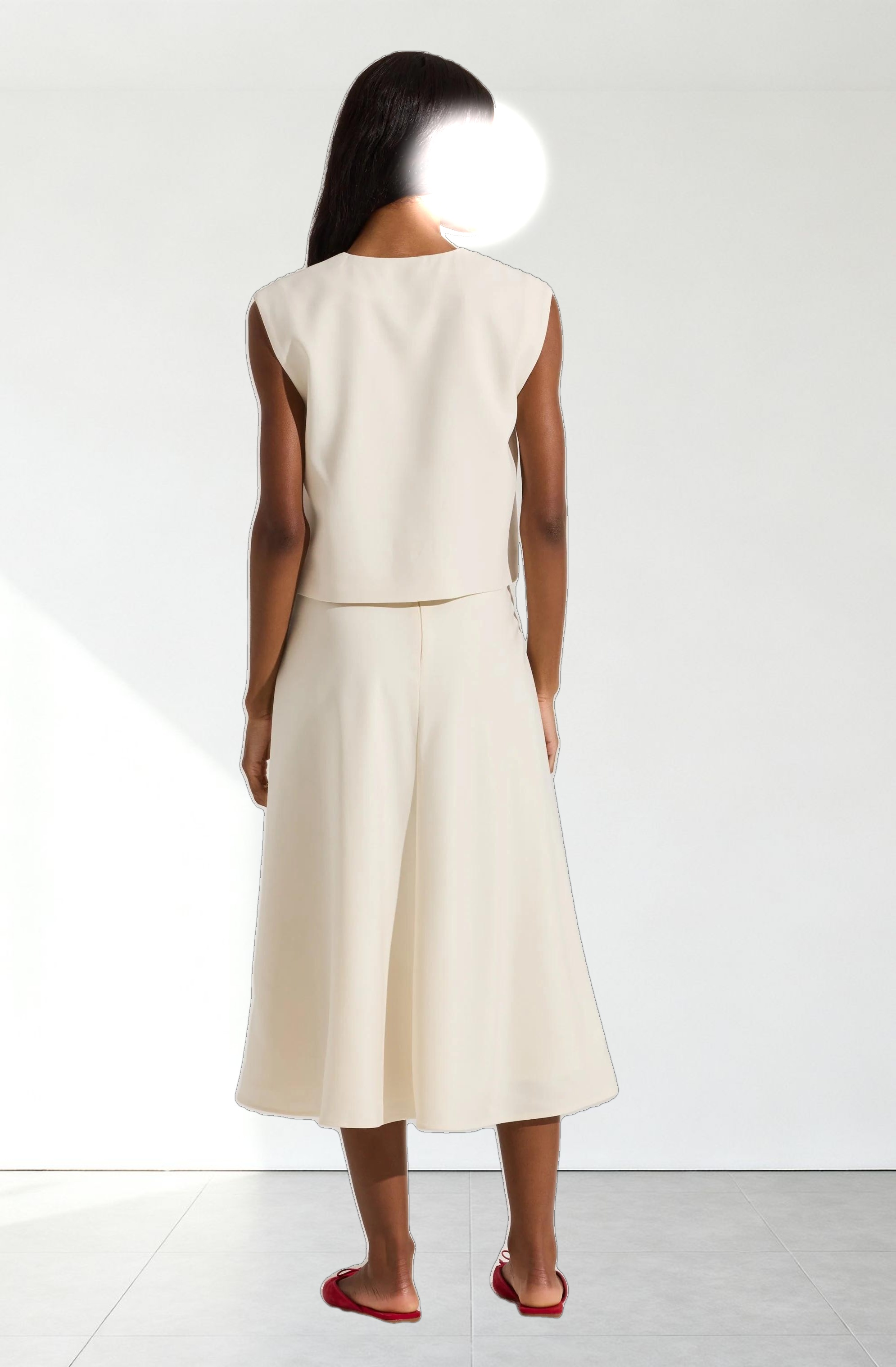 V-neck Tailored Sleeveless Top