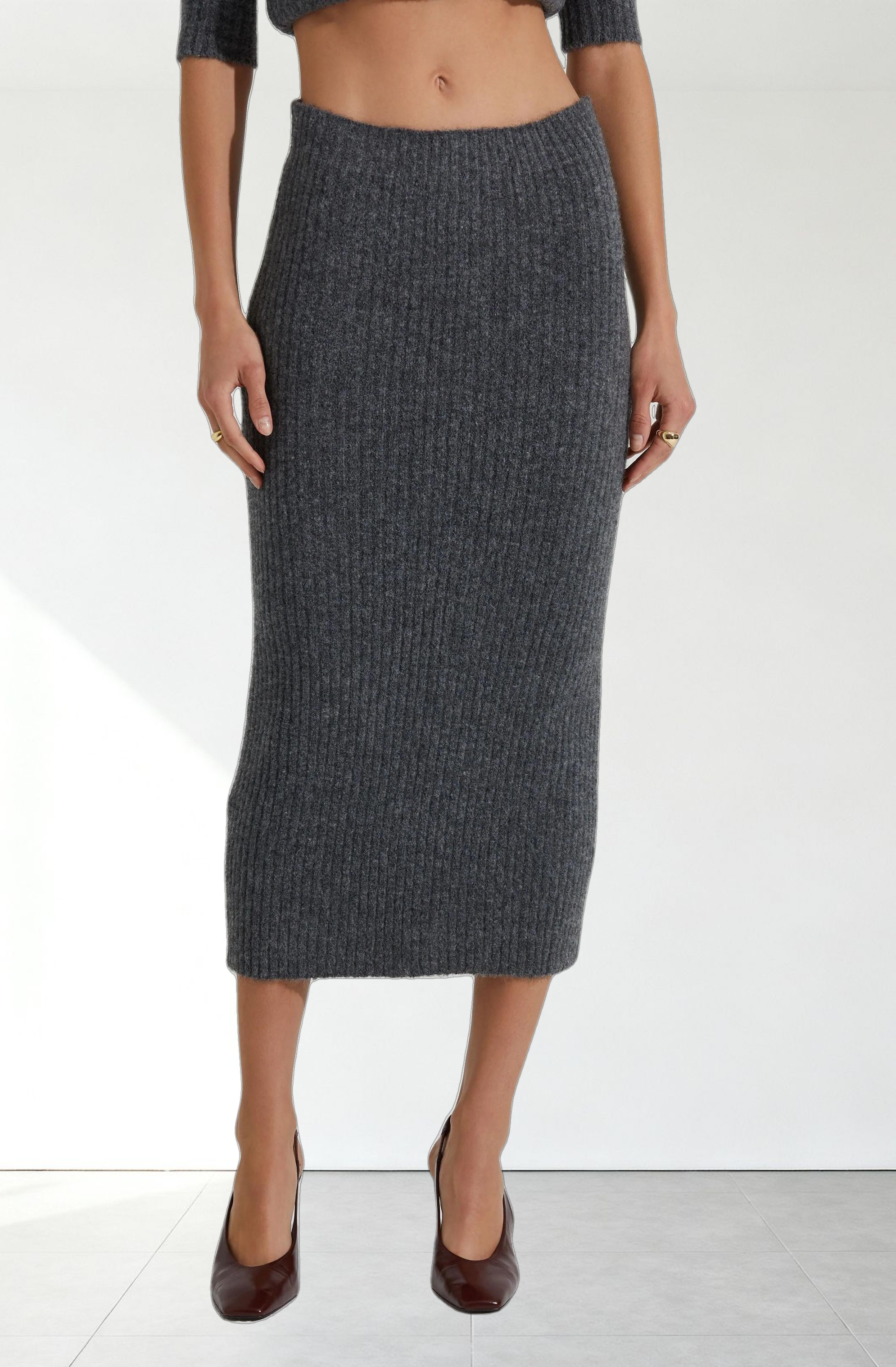 Neve Ribbed Sweater Midi Skirt
