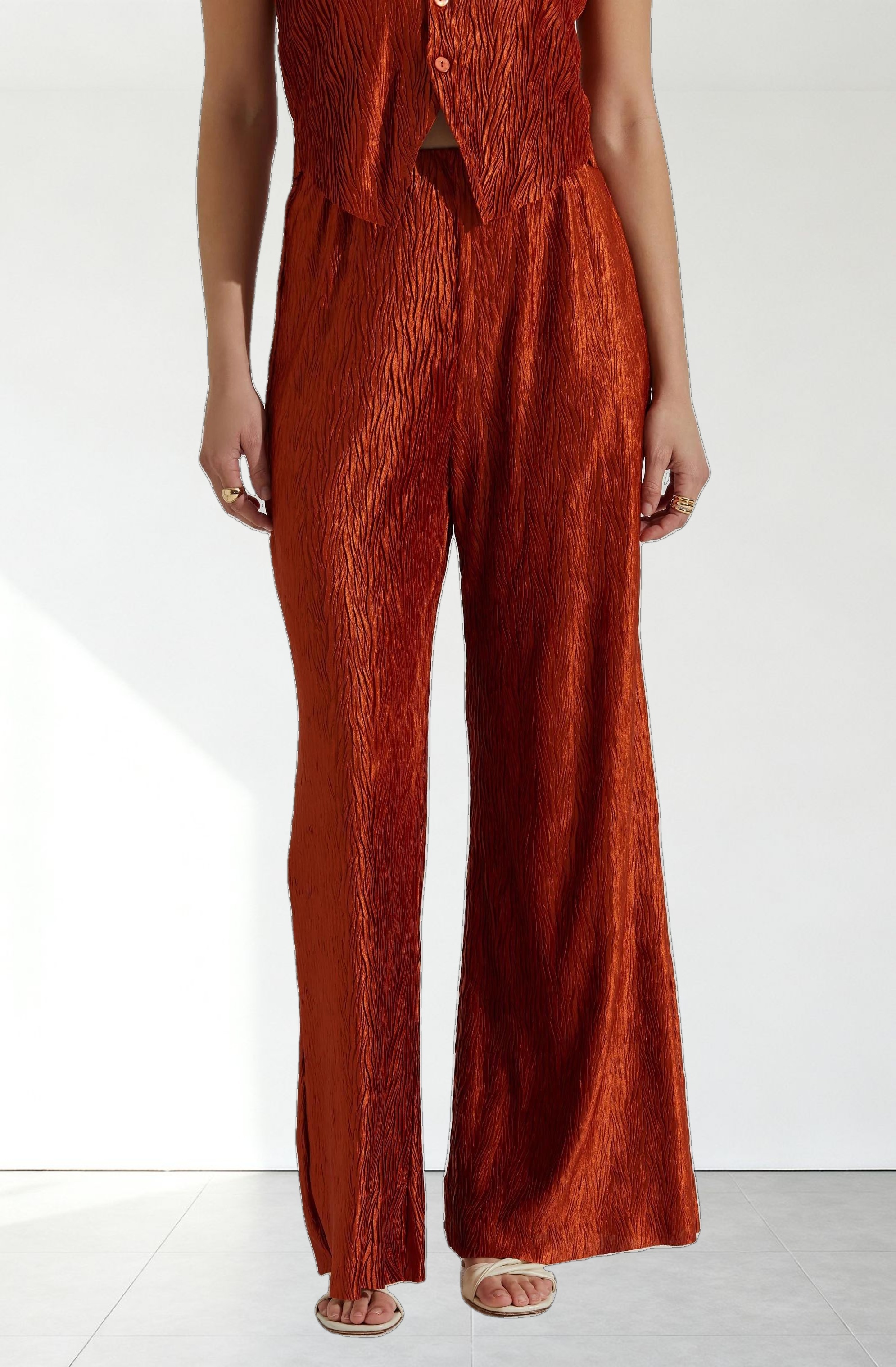 Wide Leg Plisse Pants