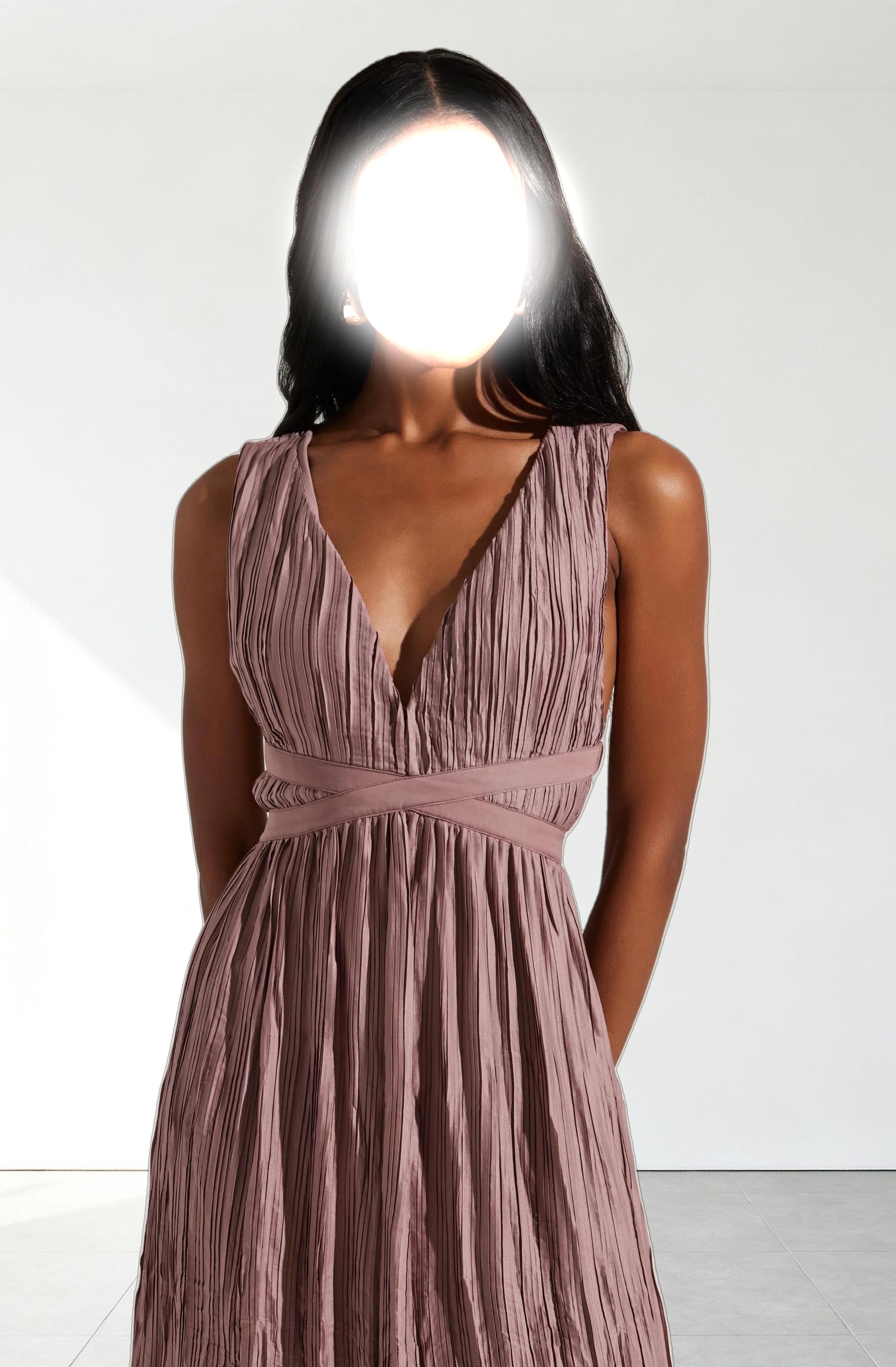 Tesni Pleated Maxi Dress