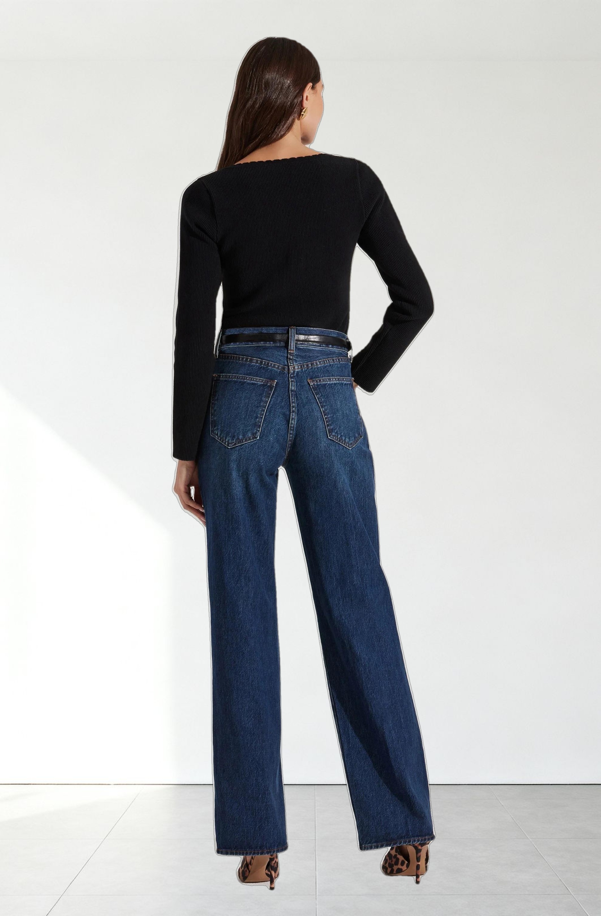 Scallop Trim Ribbed Knit Top