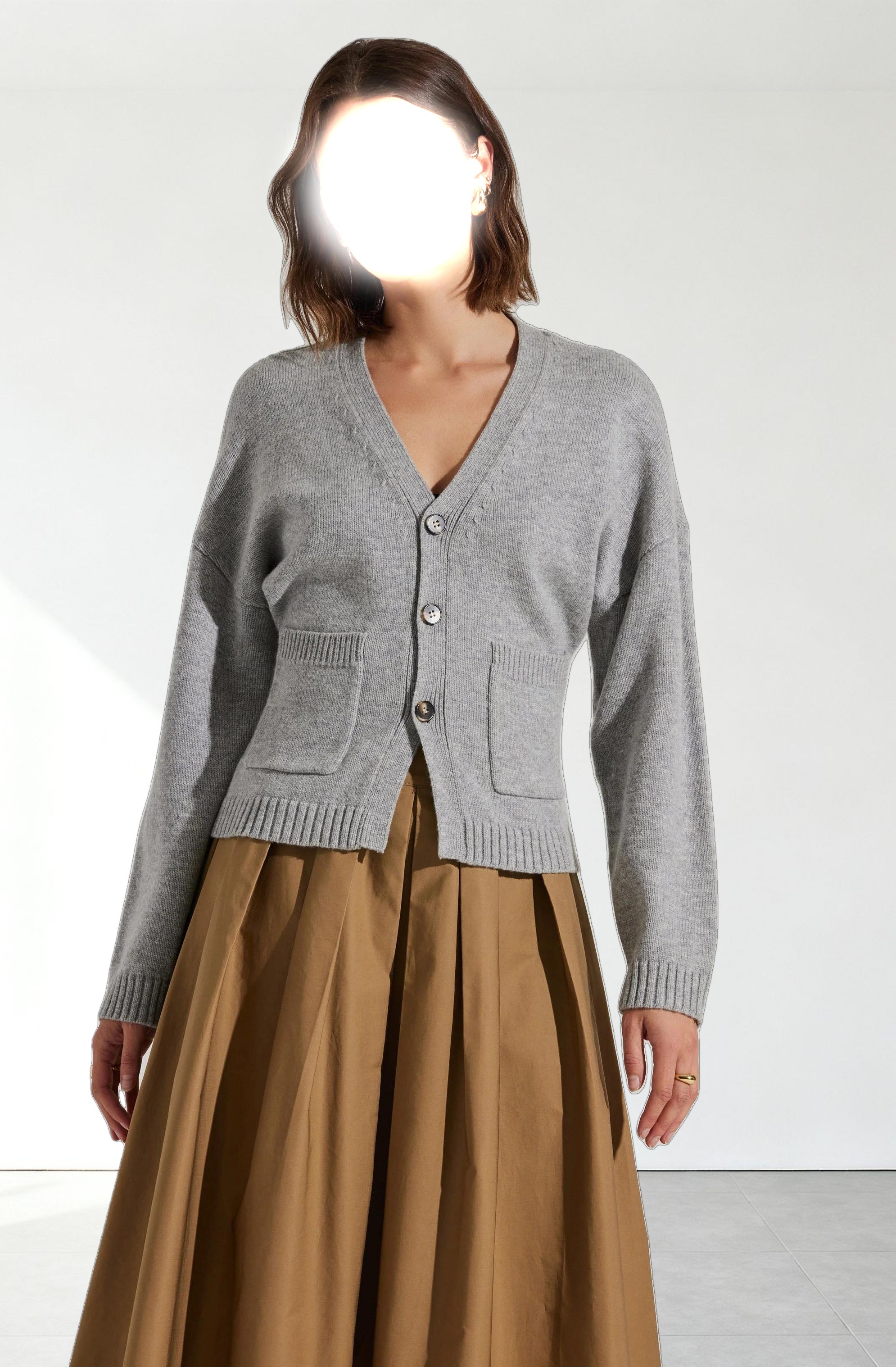 Saffi V-Neck Cardigan