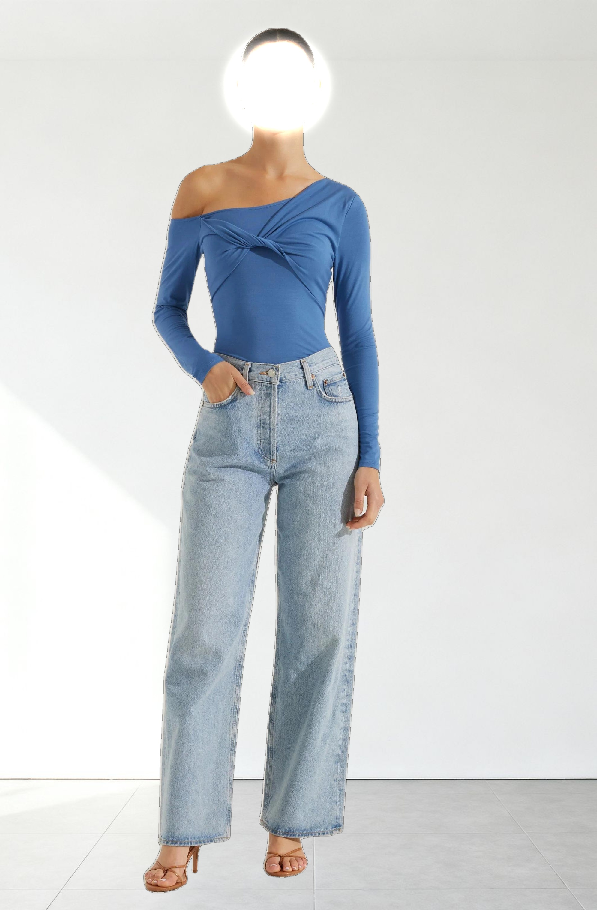 Kora Twist Front Top