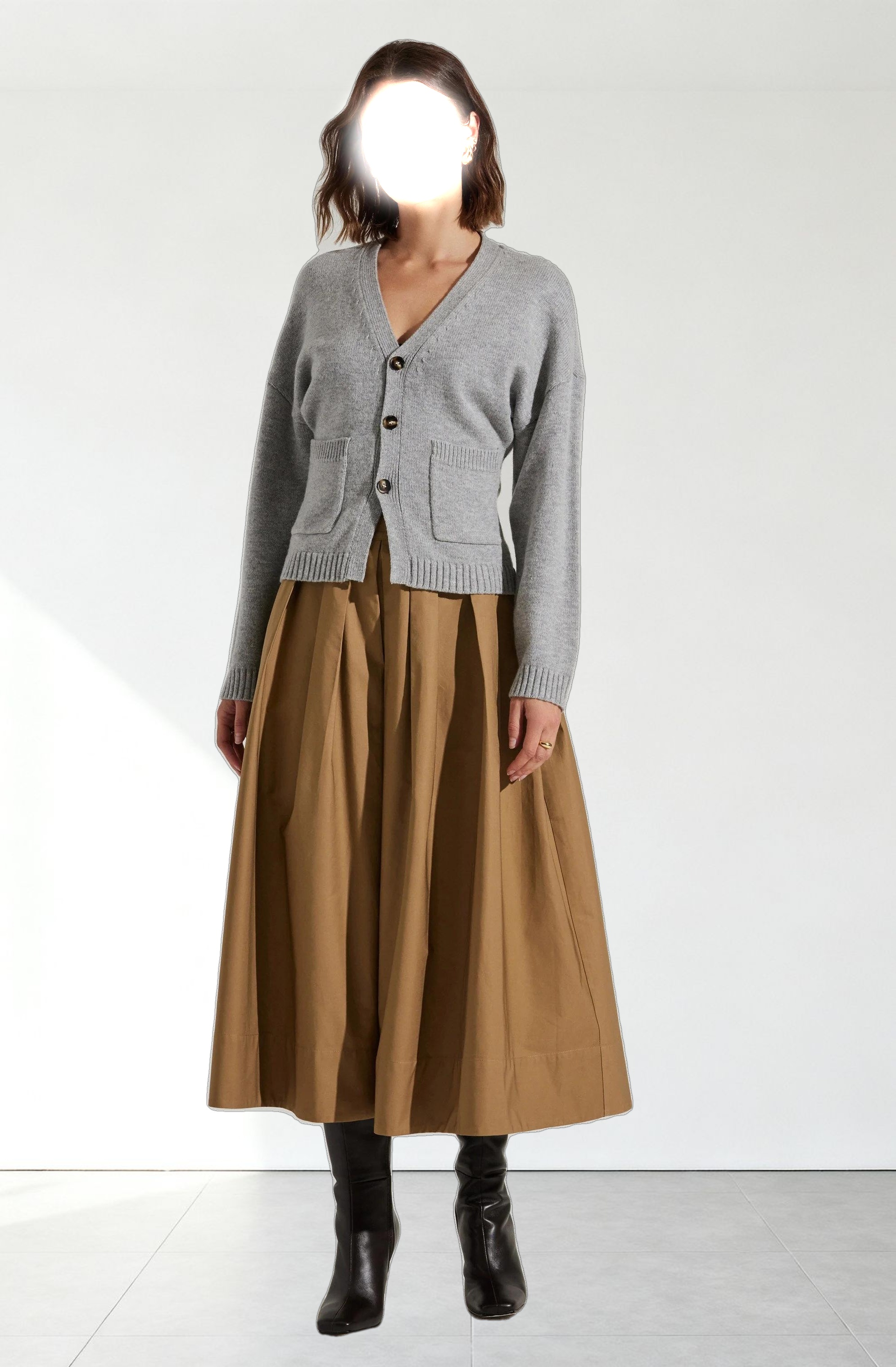 Saffi V-Neck Cardigan