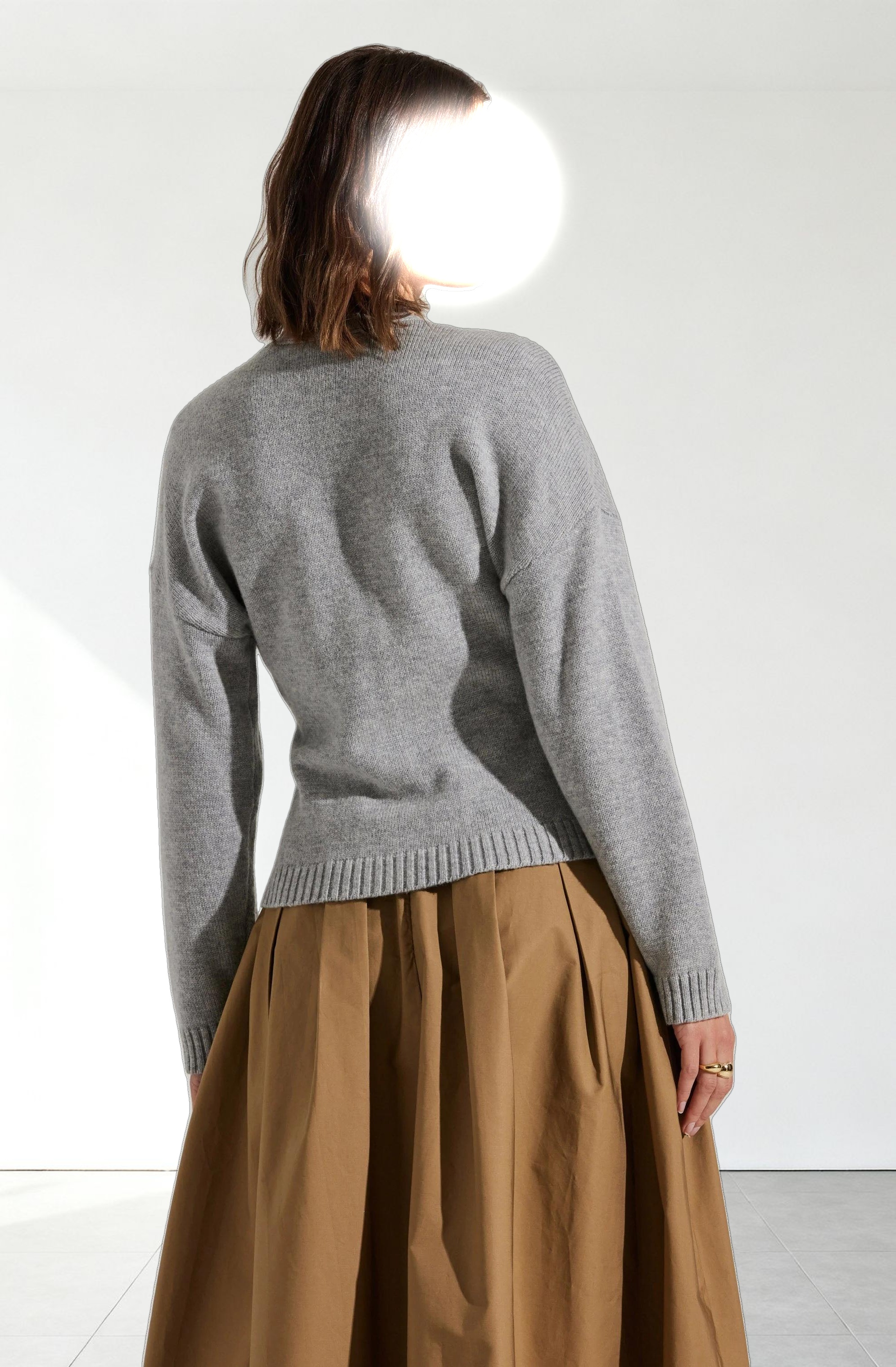 Saffi V-Neck Cardigan