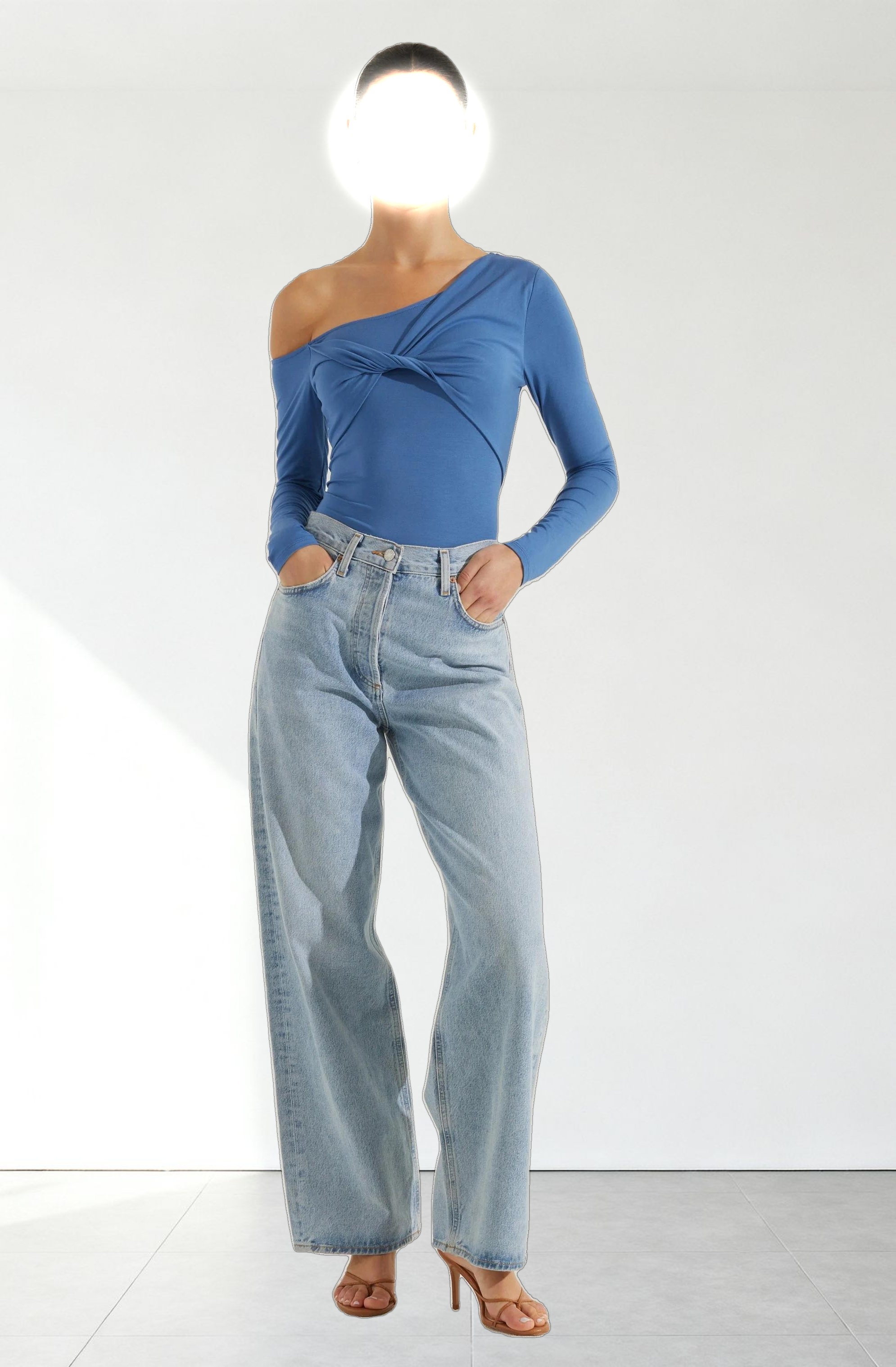 Kora Twist Front Top