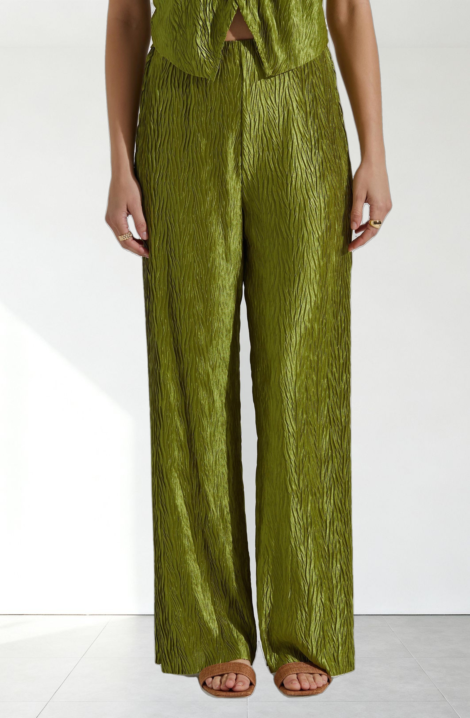 Wide Leg Plisse Pants