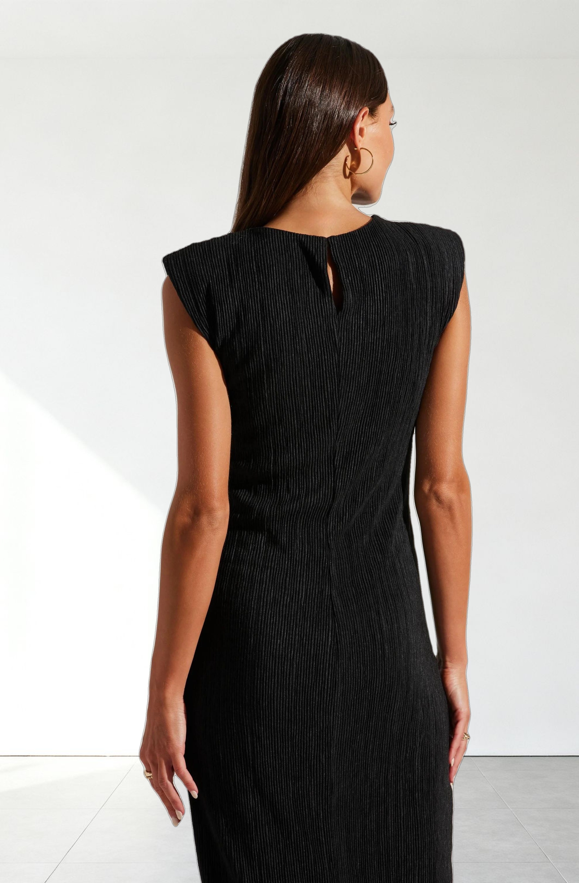 Plisse Straight Neck Midi Dress