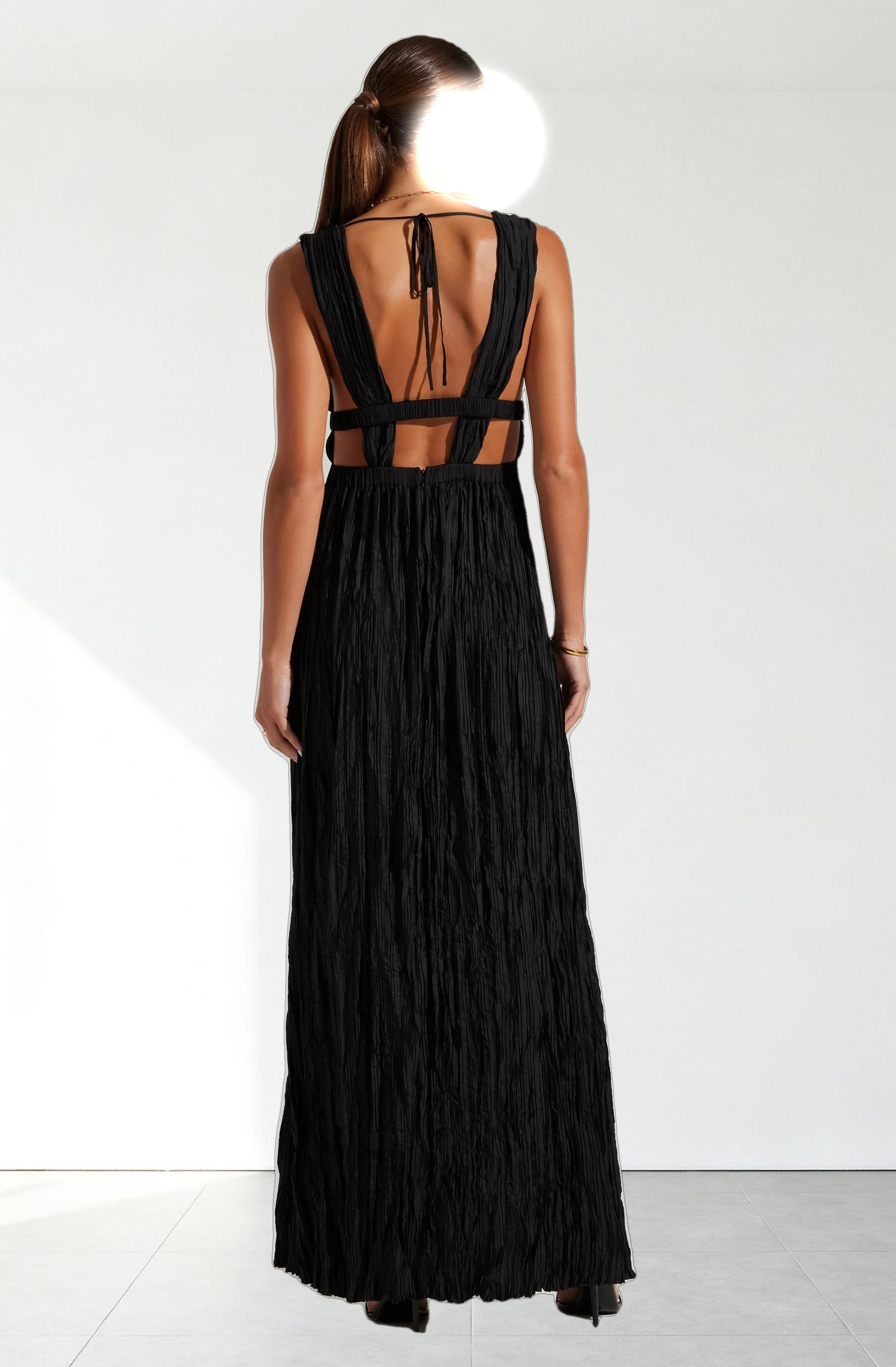 Tesni Pleated Maxi Dress