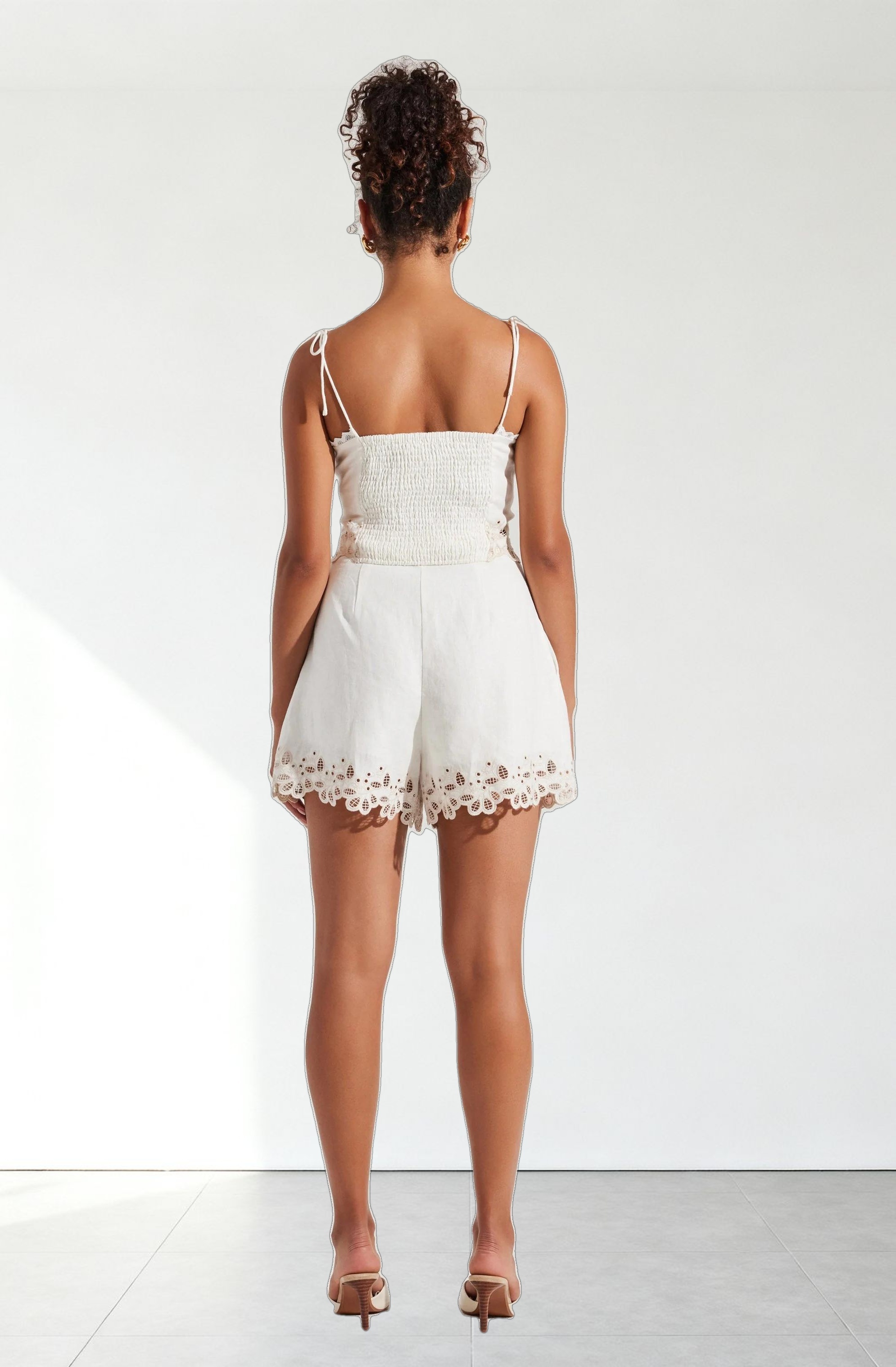 Kiya Linen Embroidered Shorts