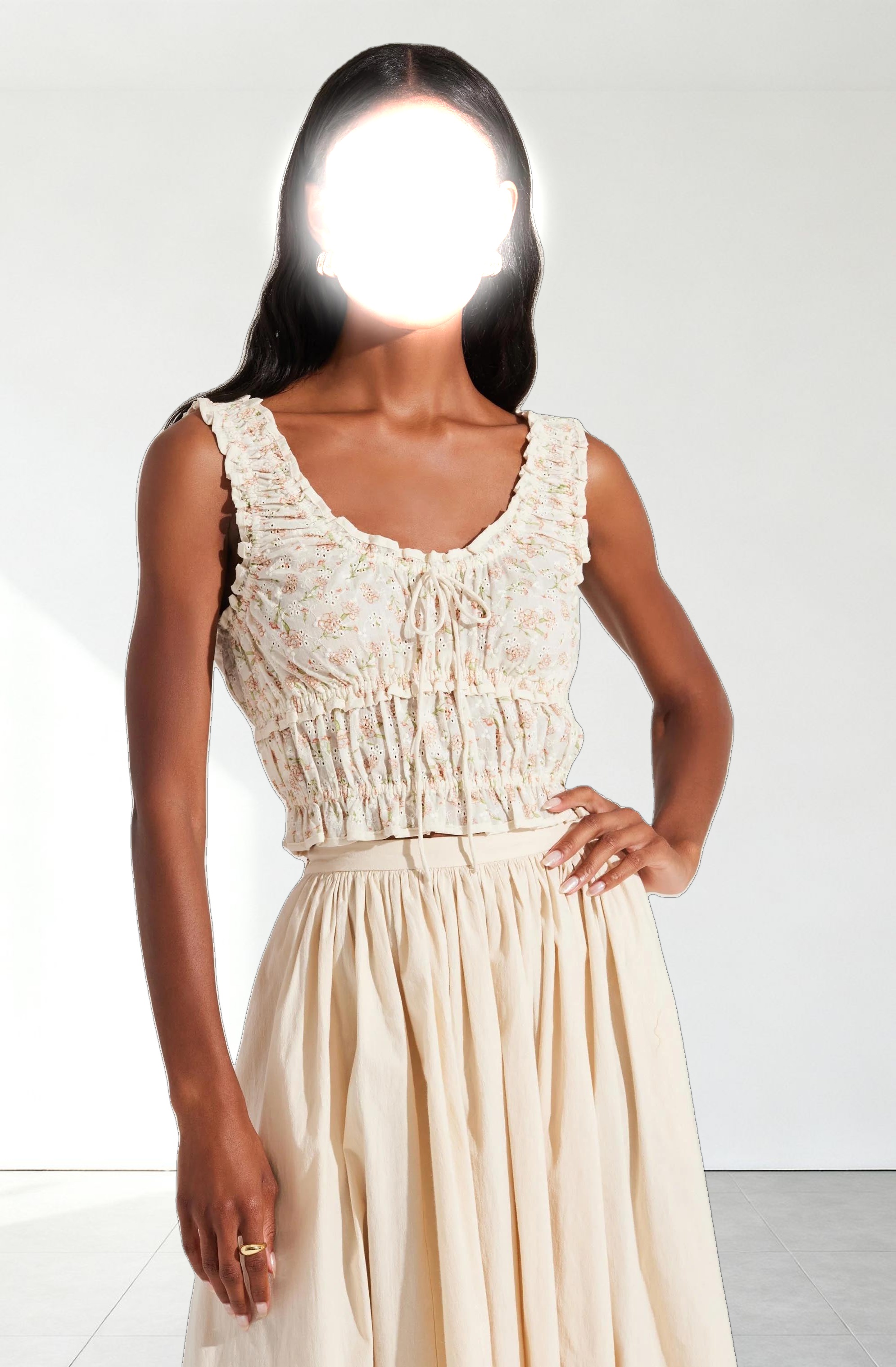 Kissel Floral Eyelet Cropped Top