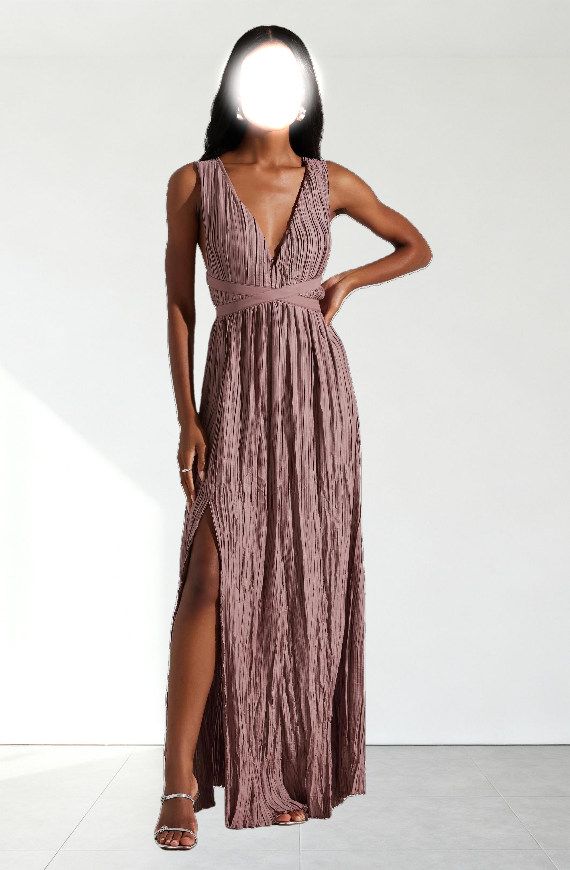 Tesni Pleated Maxi Dress