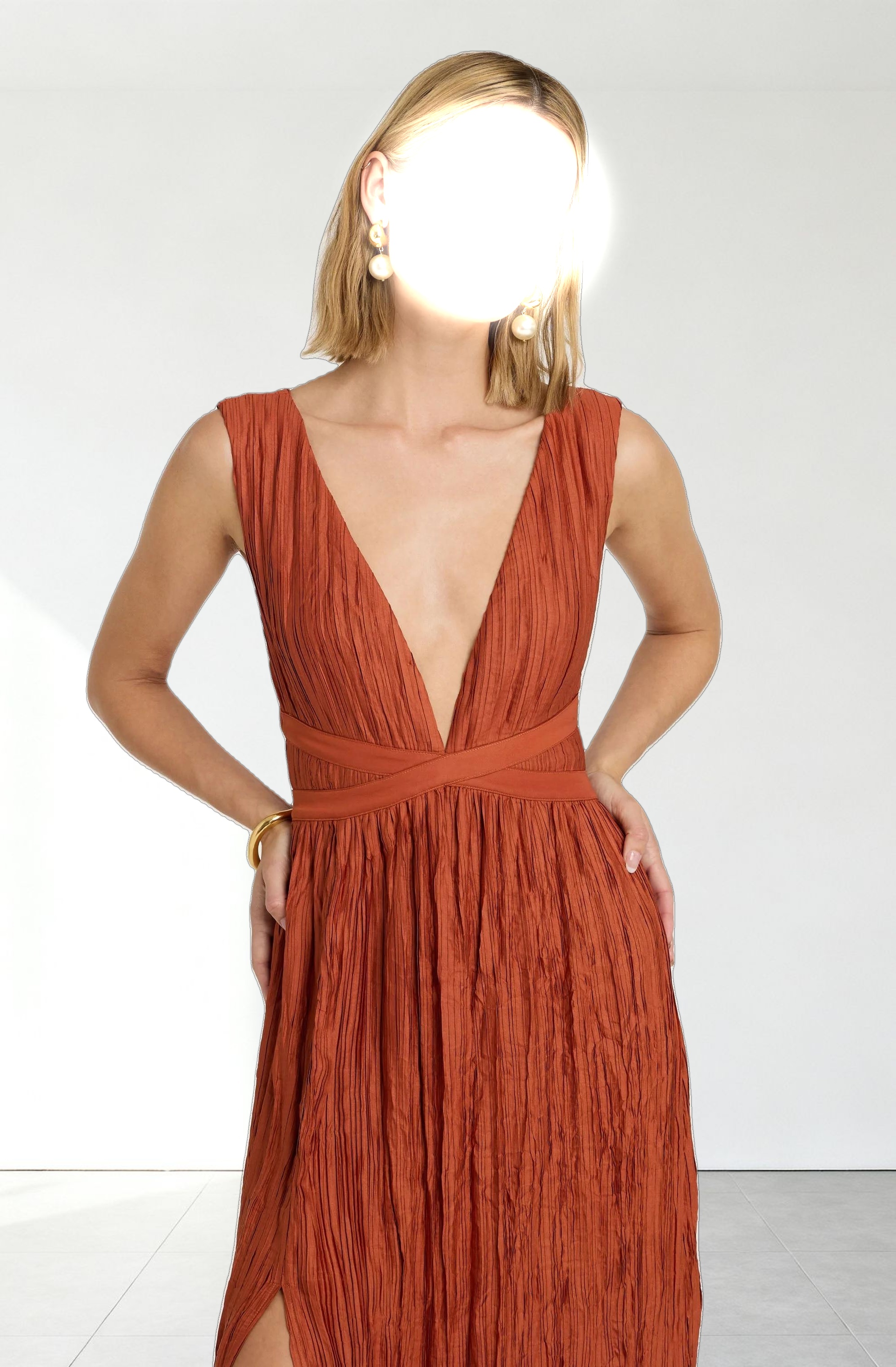 Tesni Pleated Maxi Dress