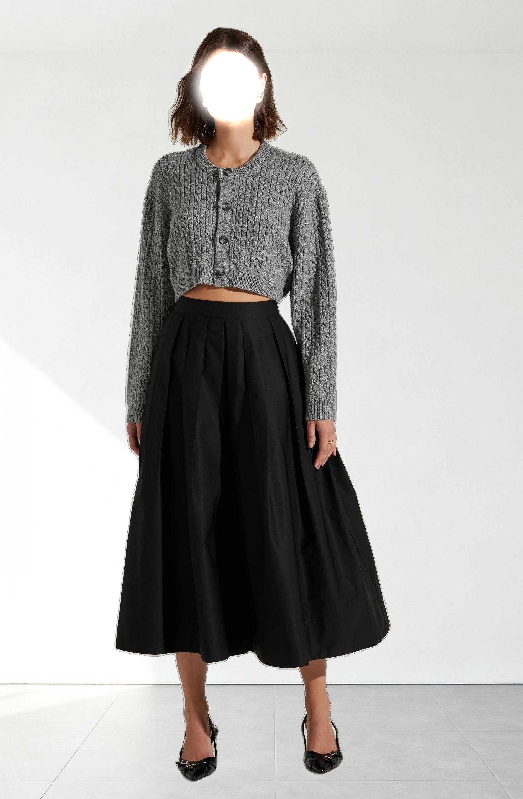Sebille Cropped Cable Cardigan