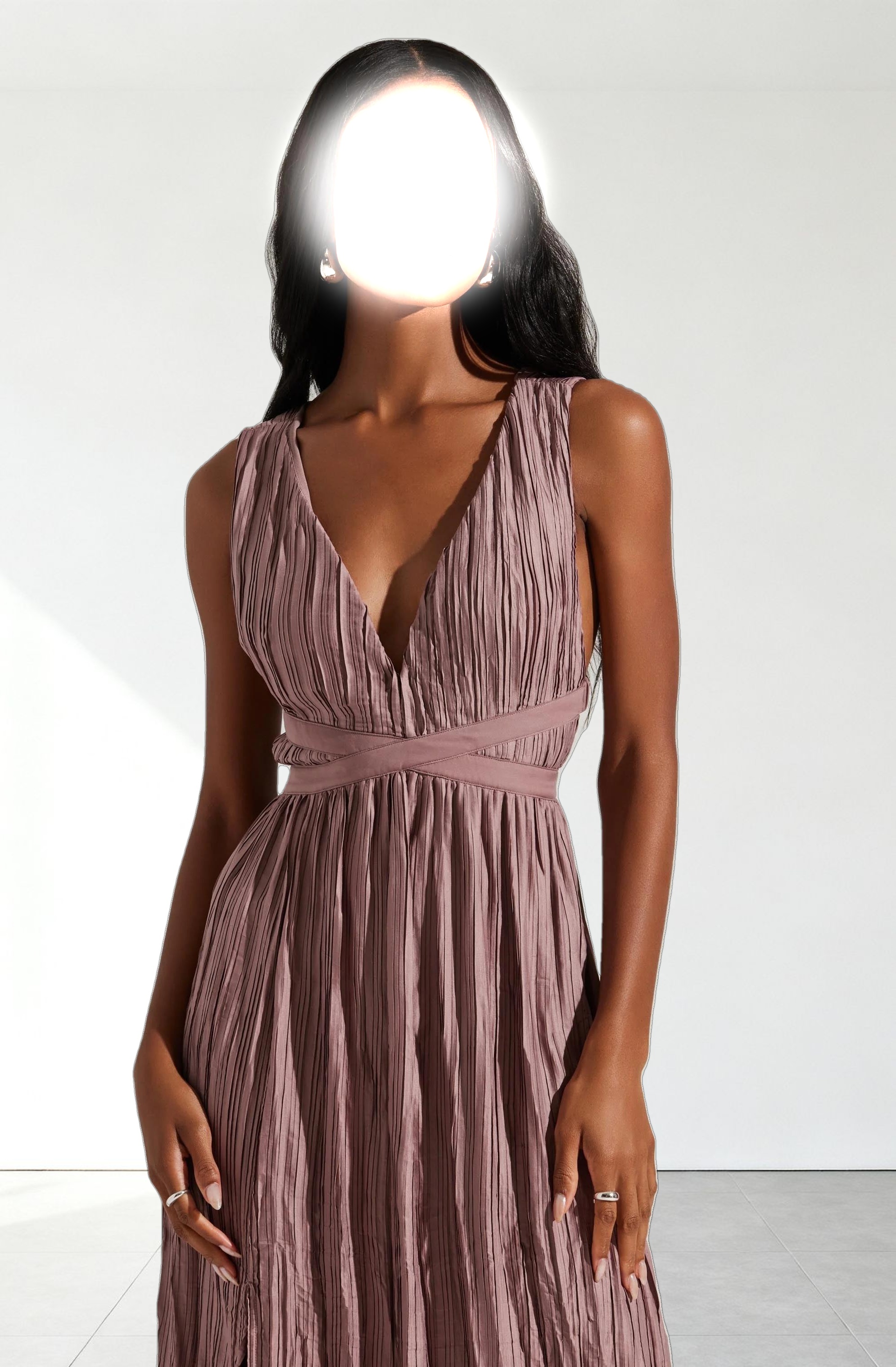 Tesni Pleated Maxi Dress