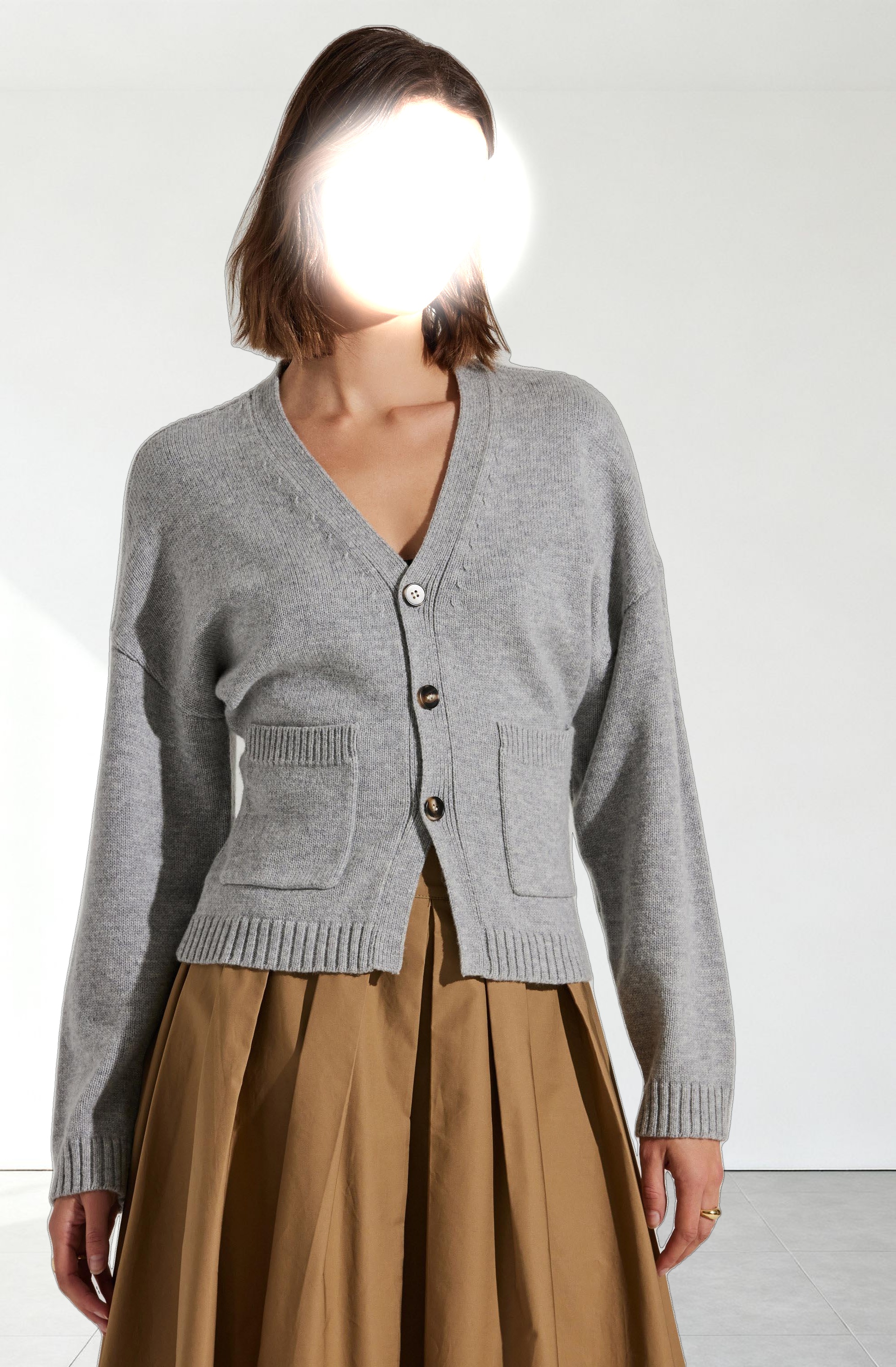 Saffi V-Neck Cardigan